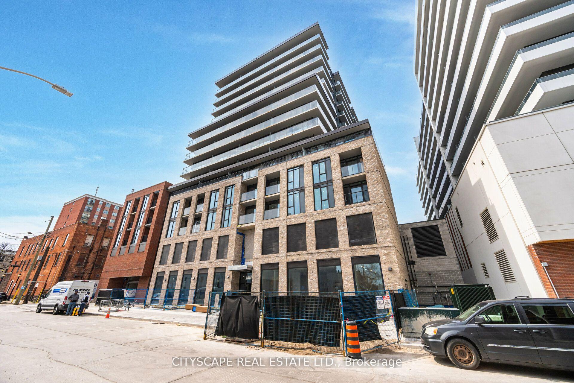Front of Unit 818, 1 Jarvis Street