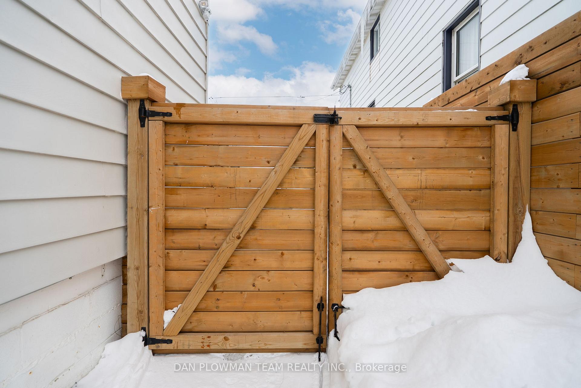 Photo 28 of 150 Mill Street, Oshawa, Vanier — HOMEH