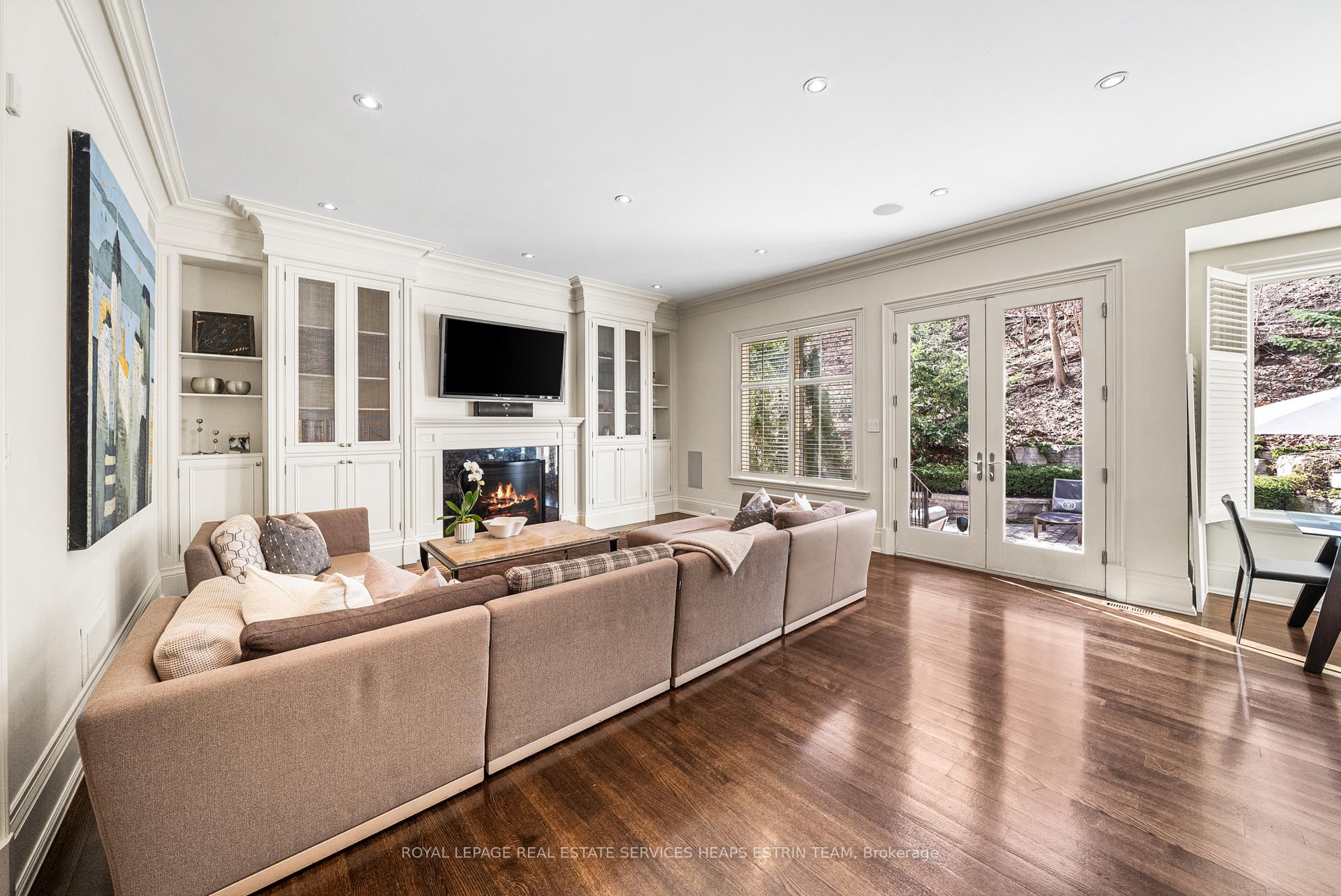 Photo 16 of 108 Boulton Drive, Toronto, Casa Loma — HOMEH