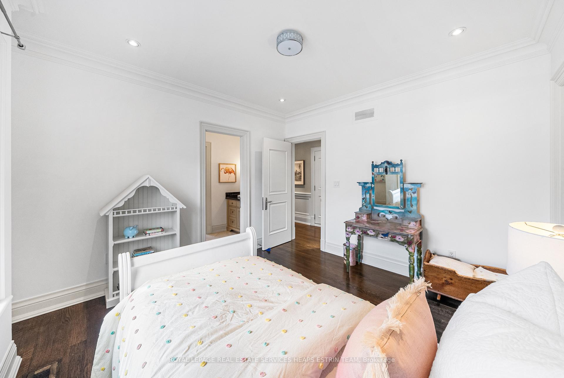 Photo 29 of 108 Boulton Drive, Toronto, Casa Loma — HOMEH