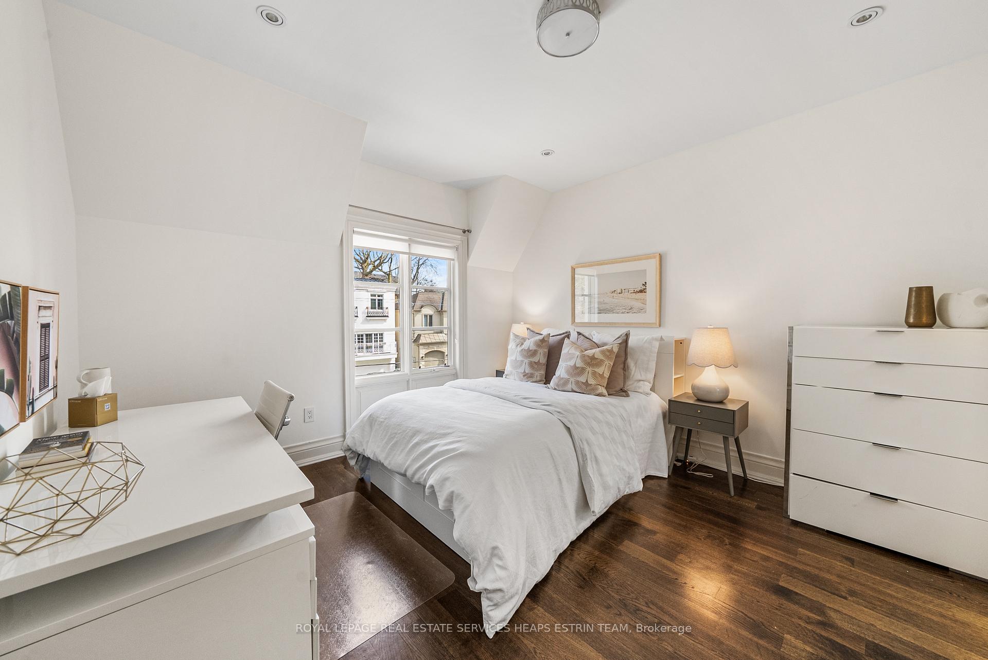 Photo 32 of 108 Boulton Drive, Toronto, Casa Loma — HOMEH