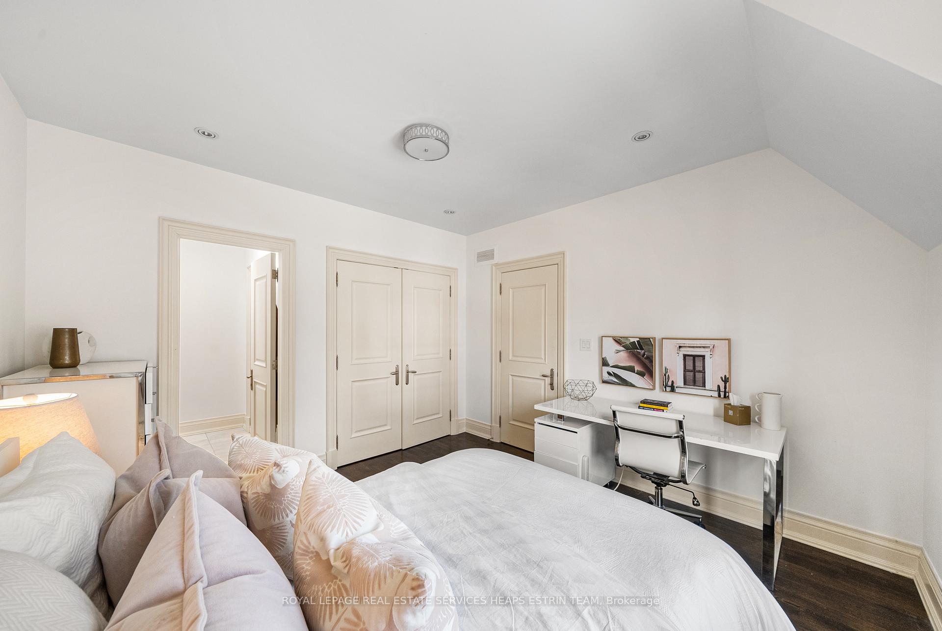 Photo 33 of 108 Boulton Drive, Toronto, Casa Loma — HOMEH