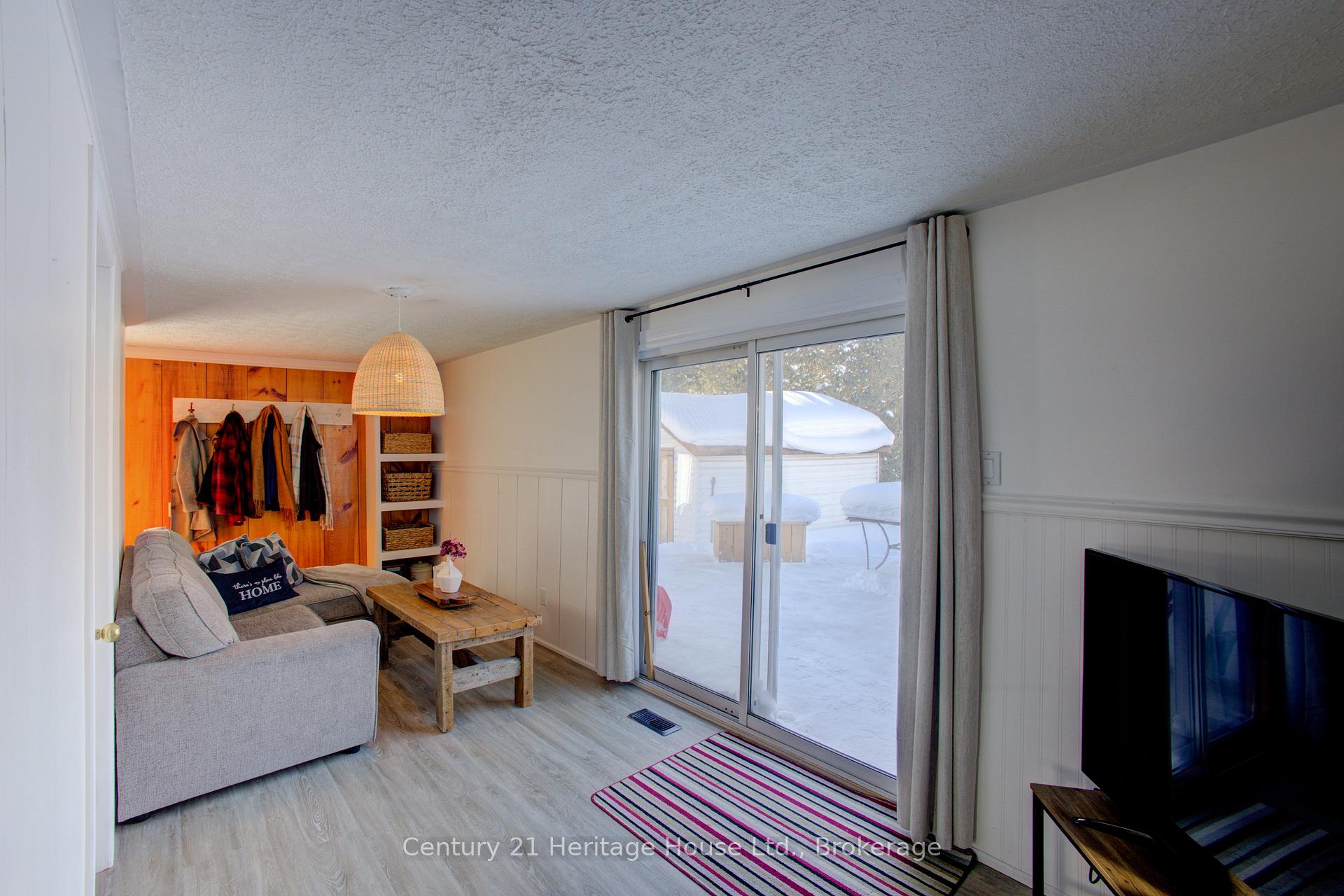 Photo 16 of 278 Elgin Street S, West Grey — HOMEH