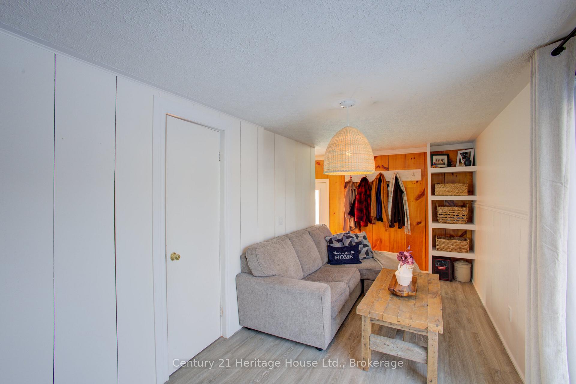 Photo 17 of 278 Elgin Street S, West Grey — HOMEH