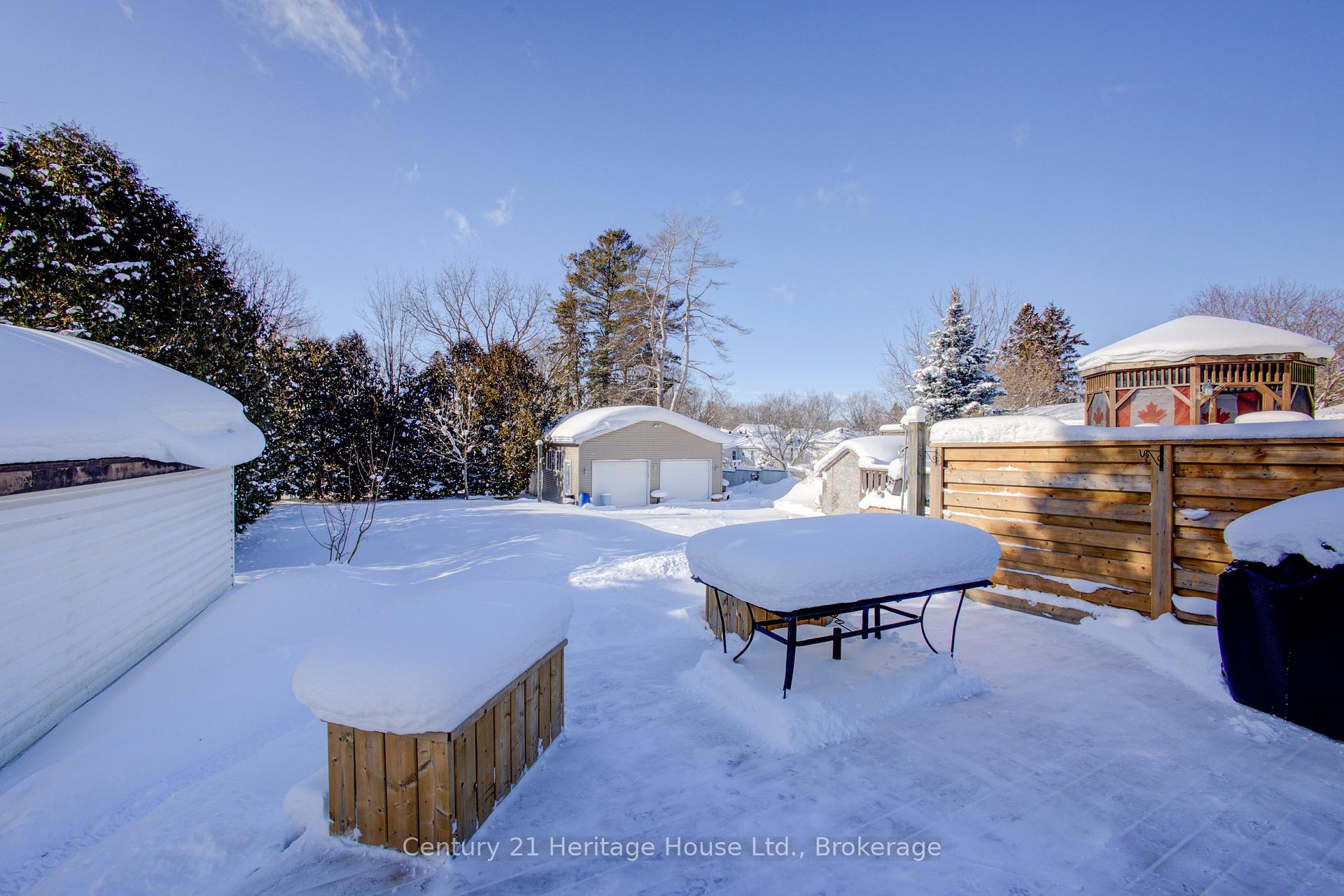 Photo 36 of 278 Elgin Street S, West Grey — HOMEH