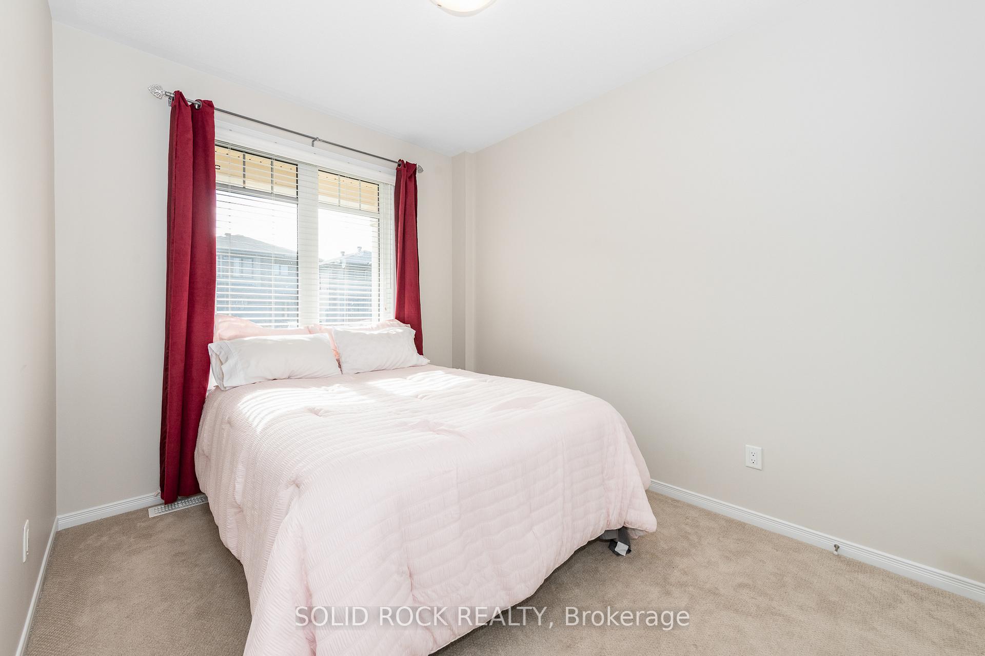 Photo 3 of 108 Palfrey Way, Ottawa, Kanata - Emerald Meadows/Trailwest — HOMEH