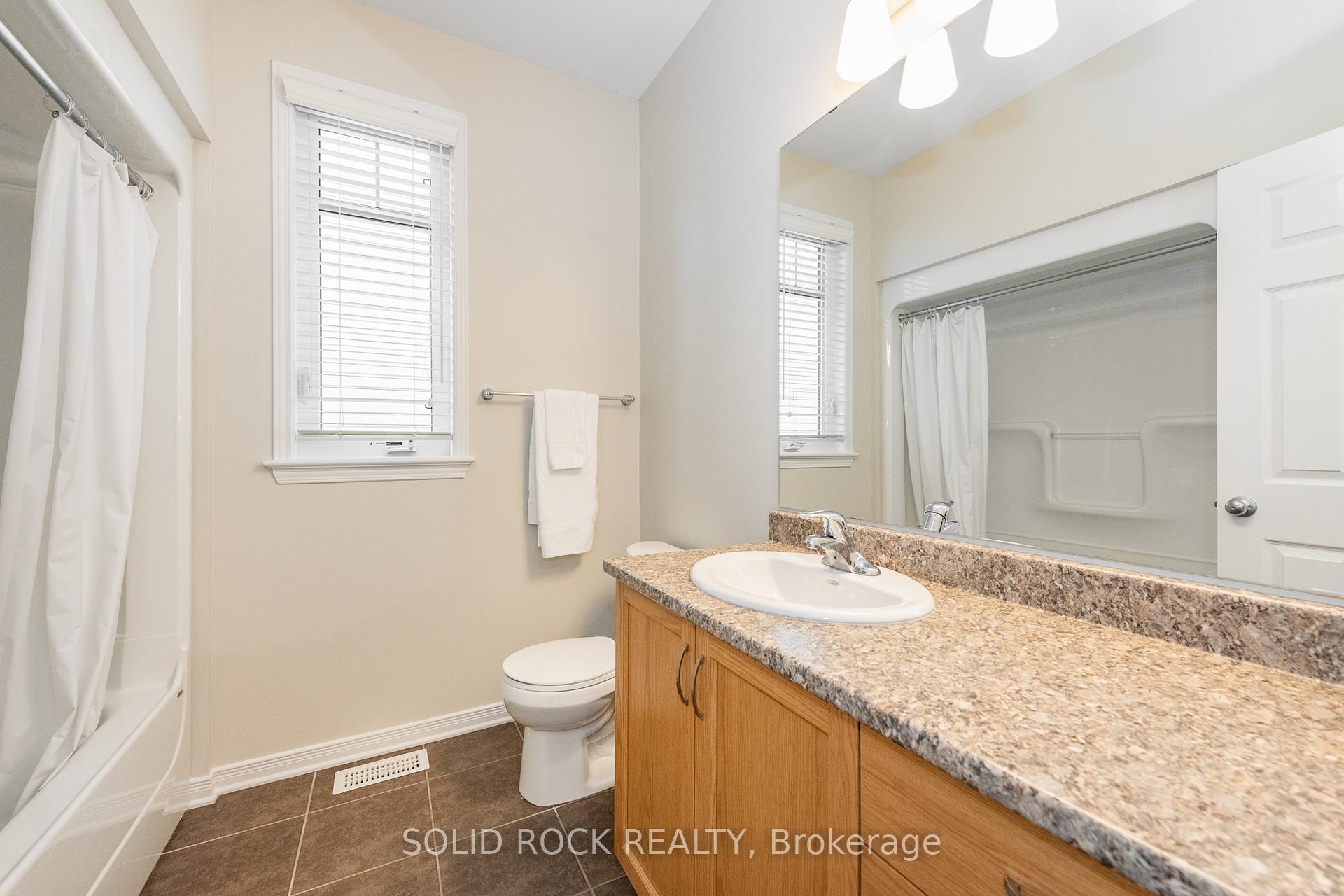 Photo 4 of 108 Palfrey Way, Ottawa, Kanata - Emerald Meadows/Trailwest — HOMEH