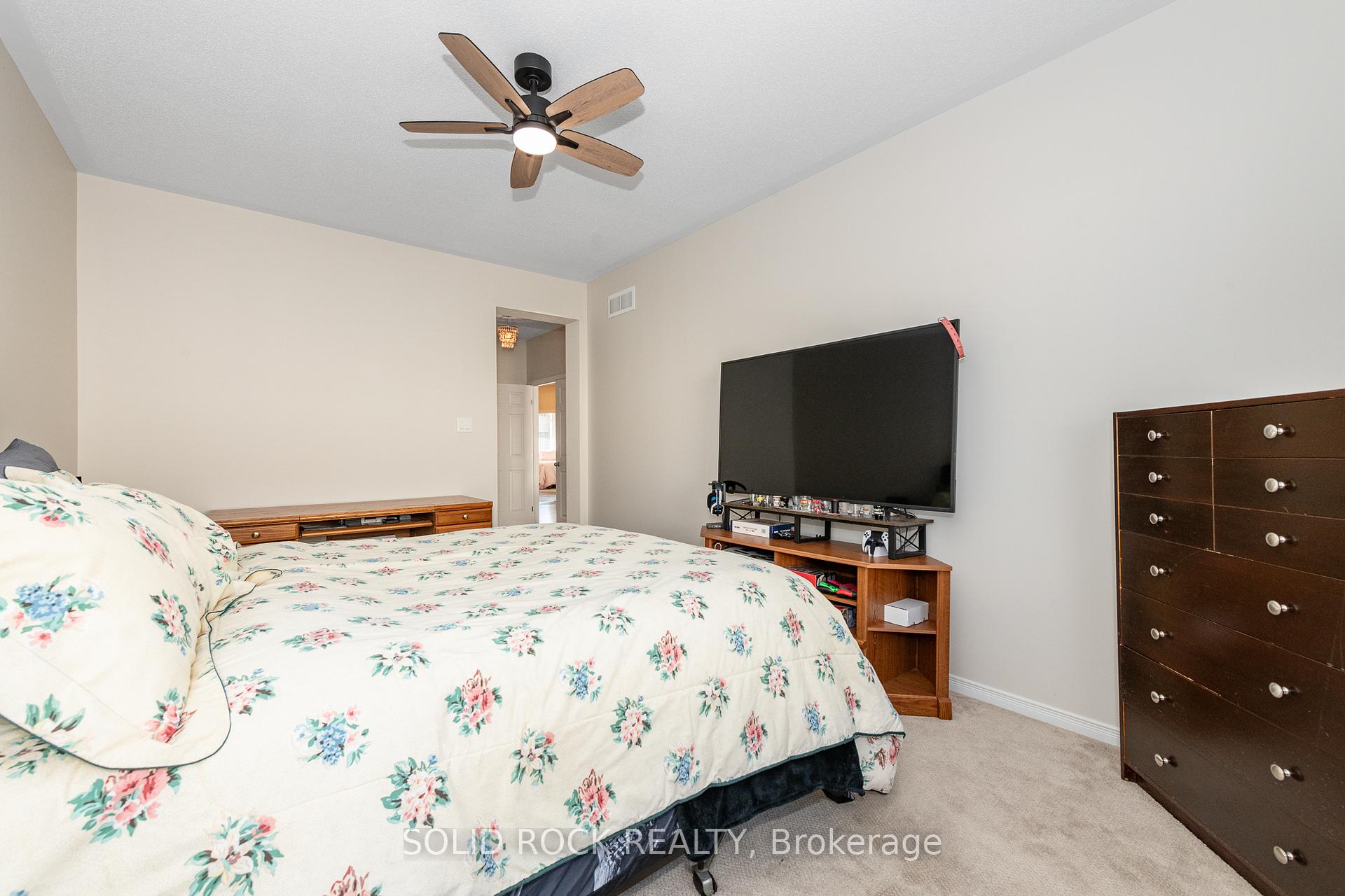 Photo 13 of 108 Palfrey Way, Ottawa, Kanata - Emerald Meadows/Trailwest — HOMEH