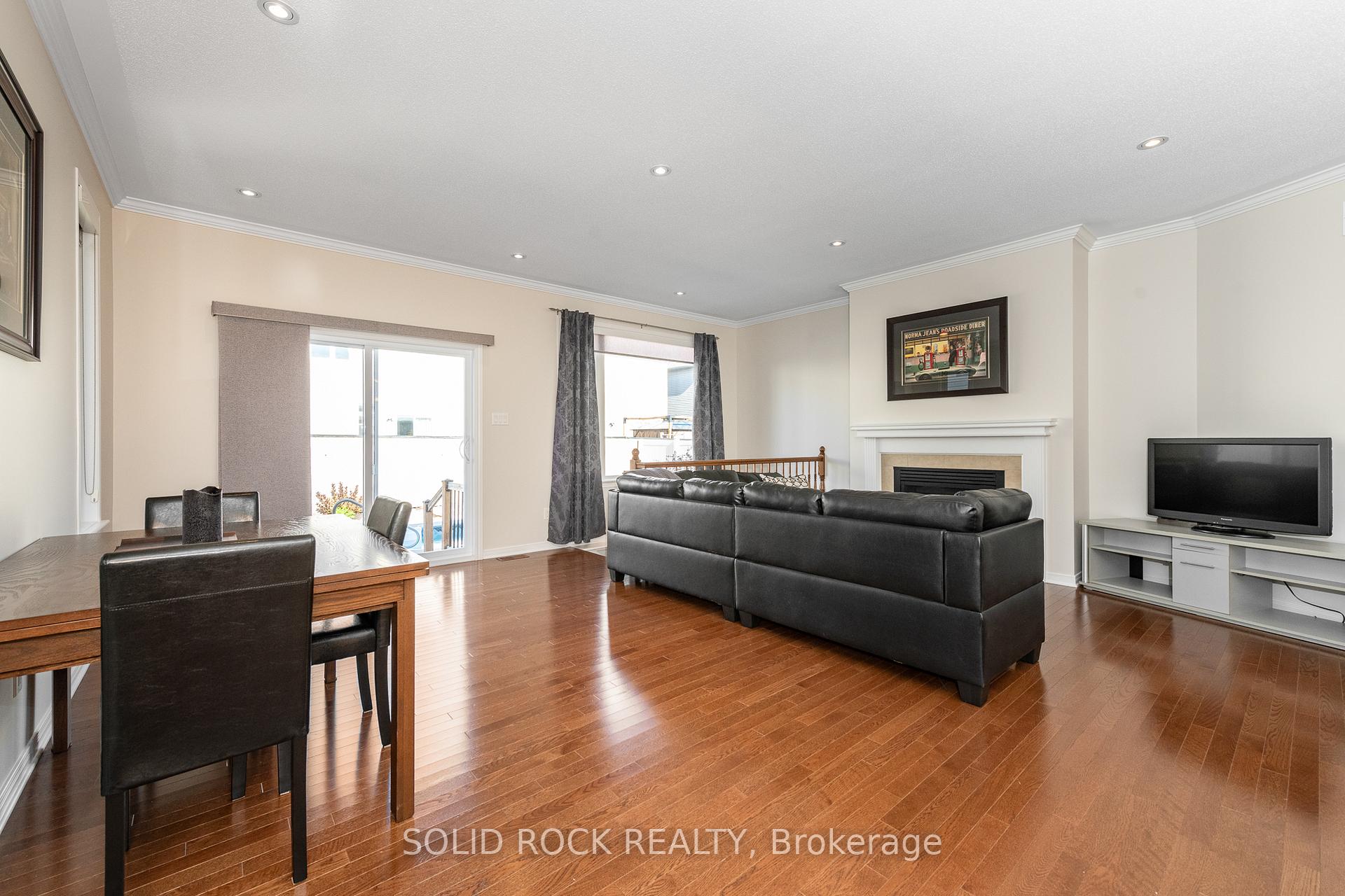 Photo 33 of 108 Palfrey Way, Ottawa, Kanata - Emerald Meadows/Trailwest — HOMEH