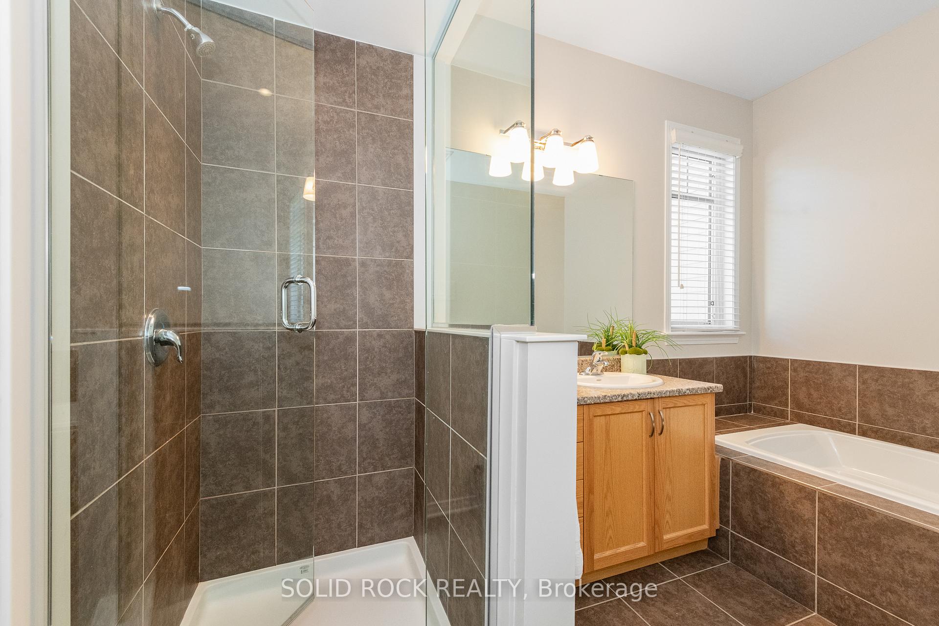 Photo 38 of 108 Palfrey Way, Ottawa, Kanata - Emerald Meadows/Trailwest — HOMEH