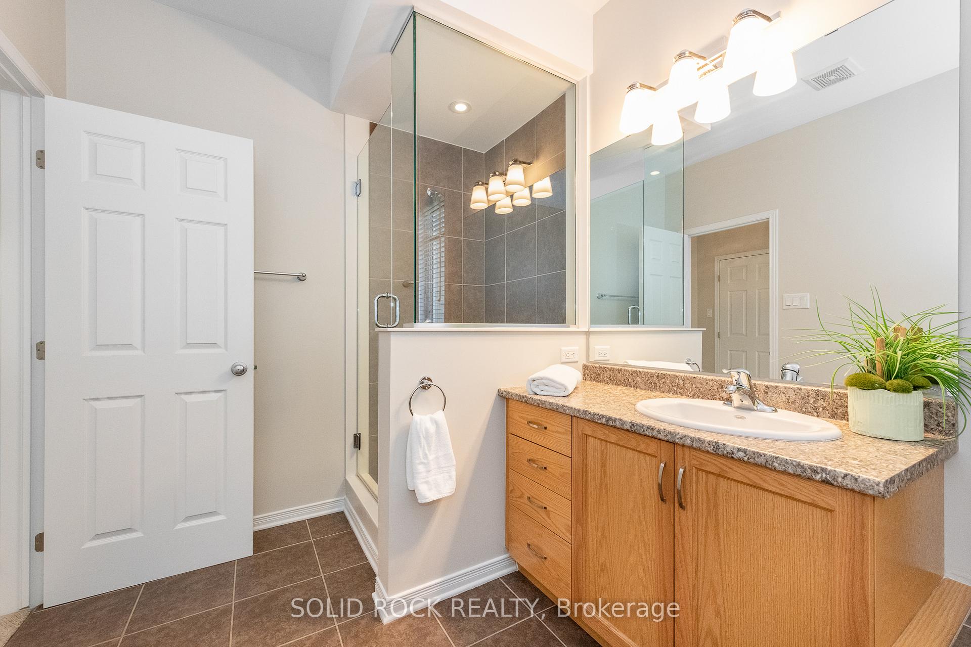 Photo 39 of 108 Palfrey Way, Ottawa, Kanata - Emerald Meadows/Trailwest — HOMEH