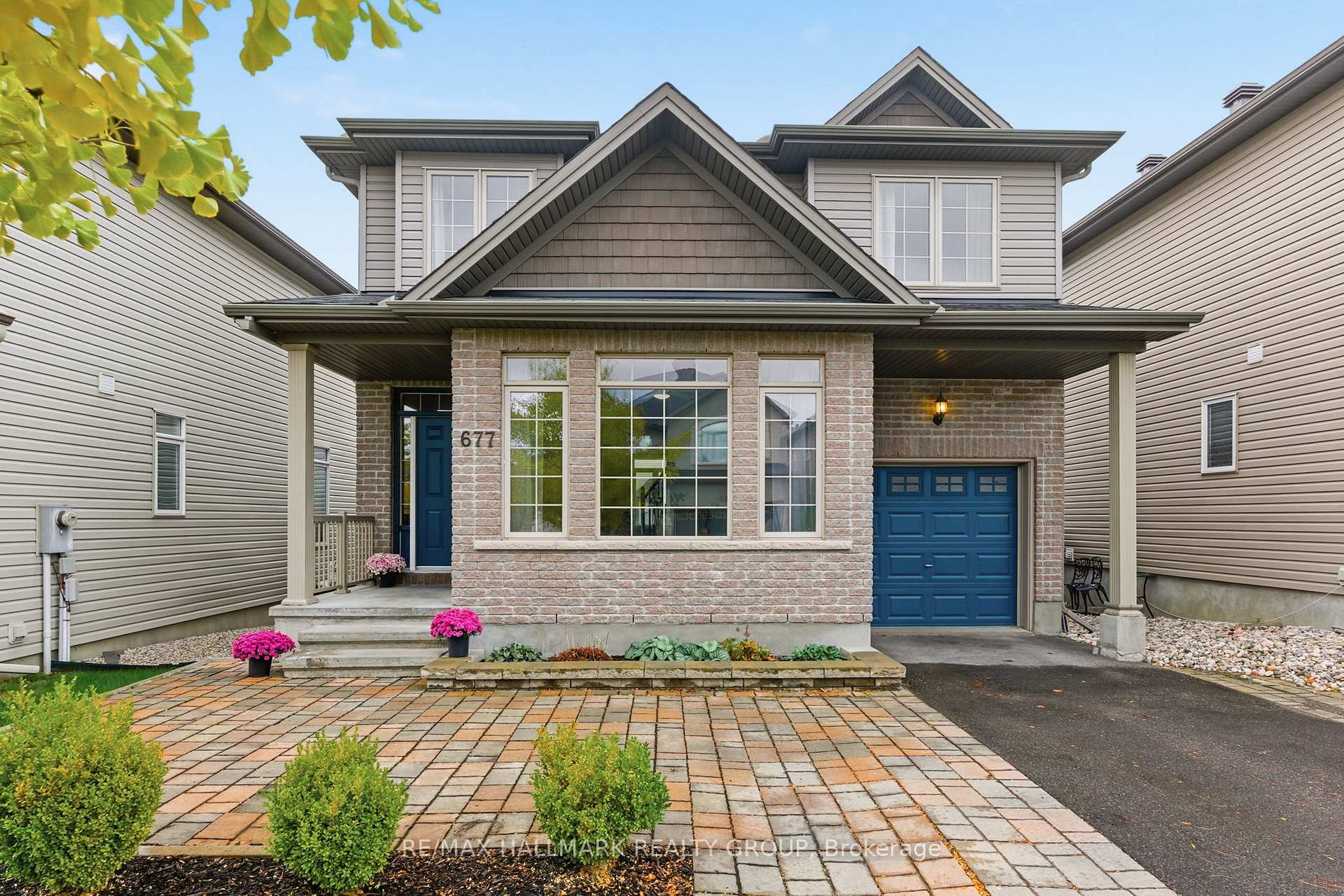 Photo 1 of 677 Sunburst Street, Ottawa, Leitrim — HOMEH