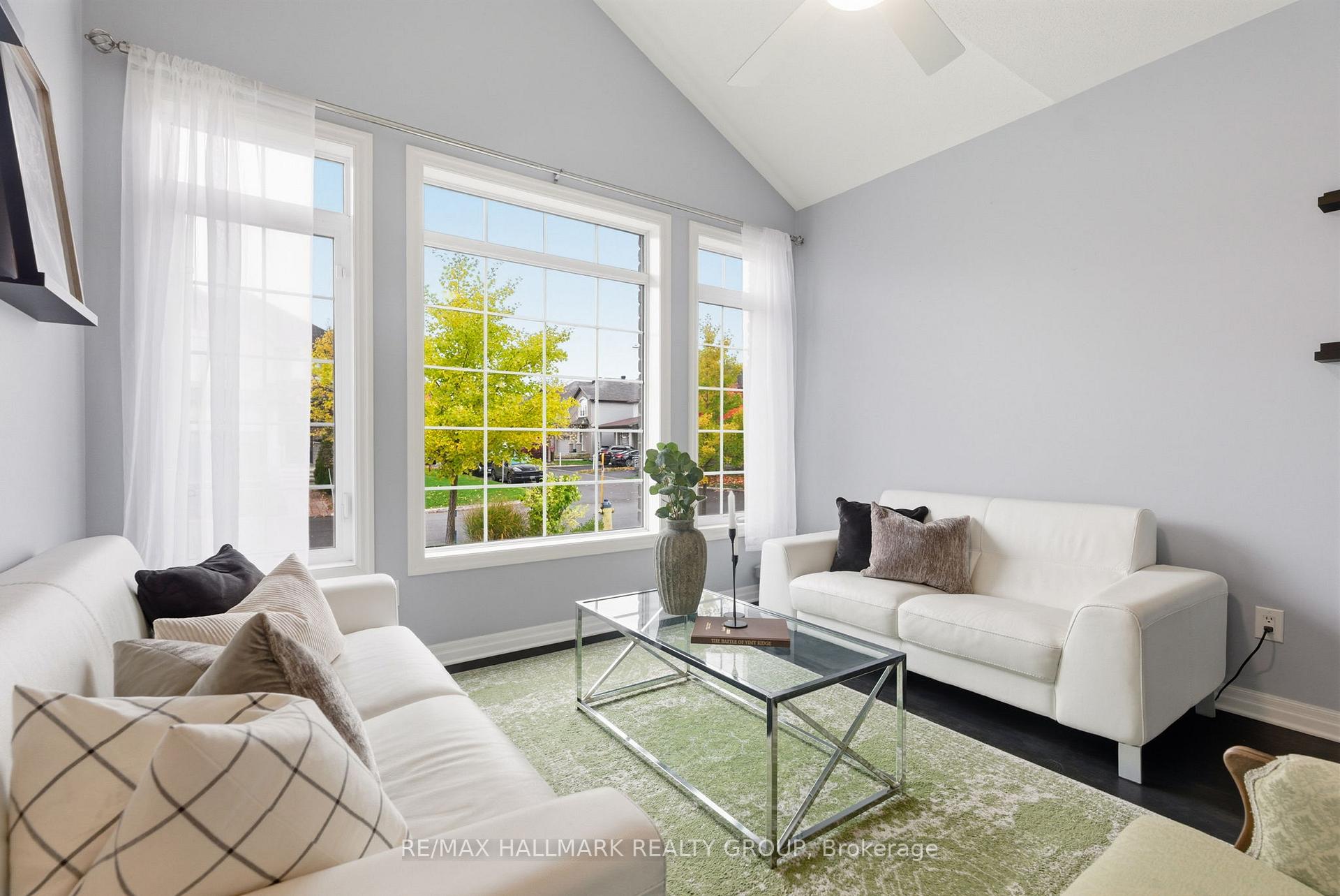 Photo 5 of 677 Sunburst Street, Ottawa, Leitrim — HOMEH