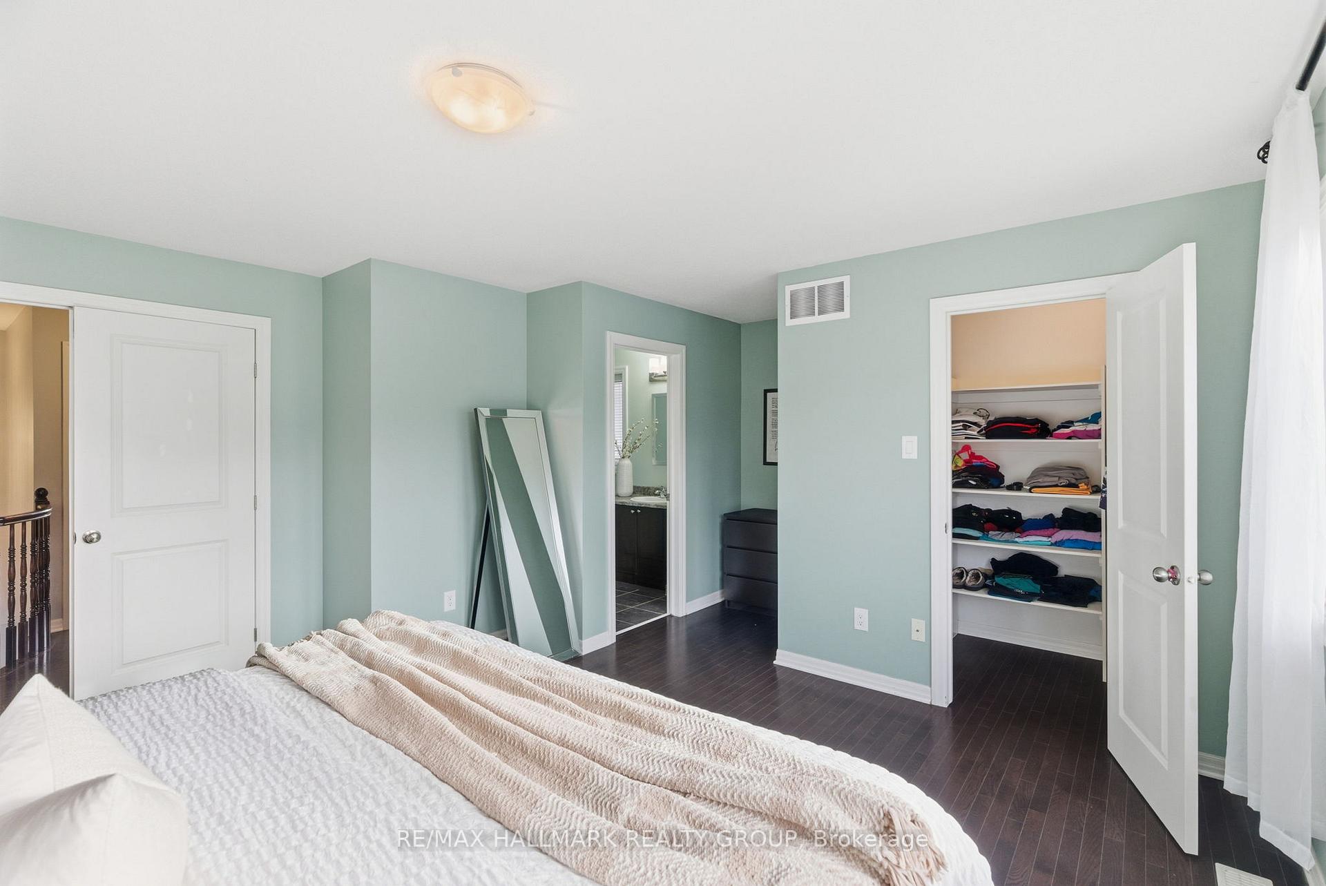 Photo 23 of 677 Sunburst Street, Ottawa, Leitrim — HOMEH
