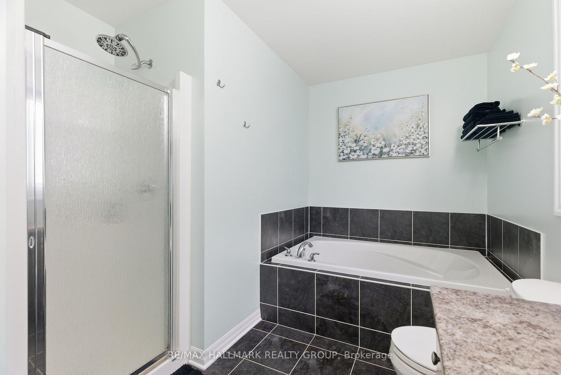 Photo 25 of 677 Sunburst Street, Ottawa, Leitrim — HOMEH
