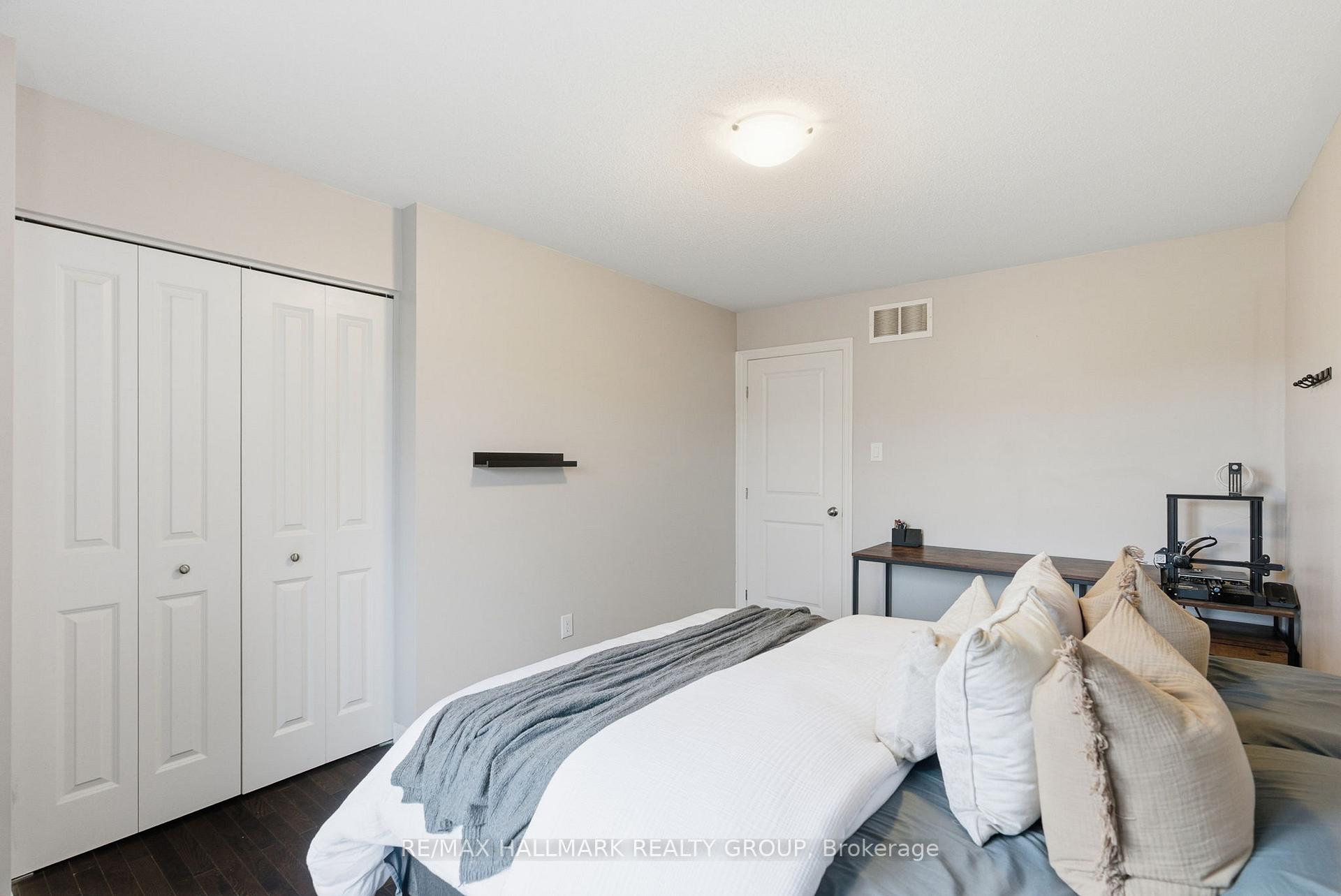 Photo 33 of 677 Sunburst Street, Ottawa, Leitrim — HOMEH
