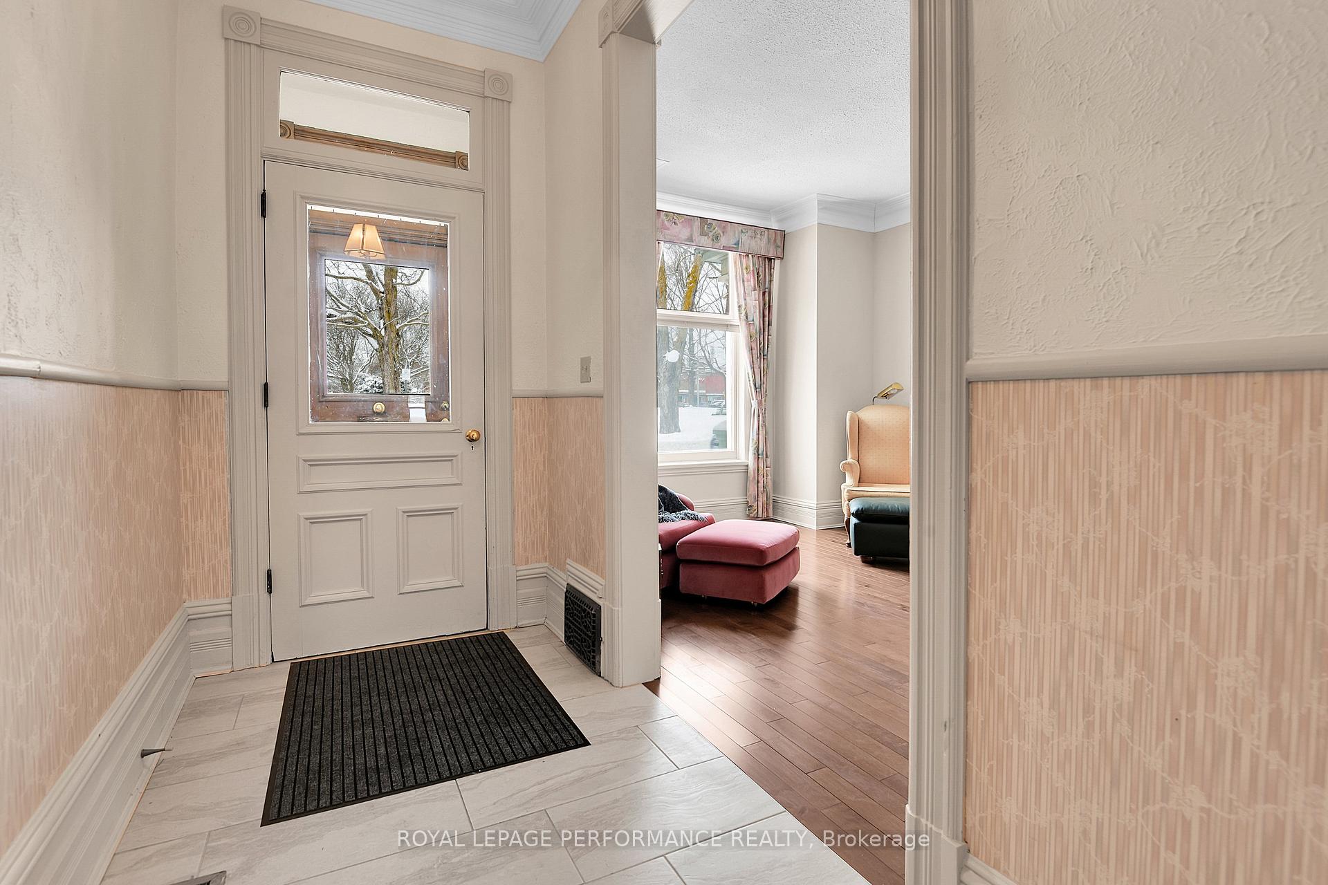 Photo 3 of 337 Lyon Street N, Ottawa, Ottawa Centre — HOMEH