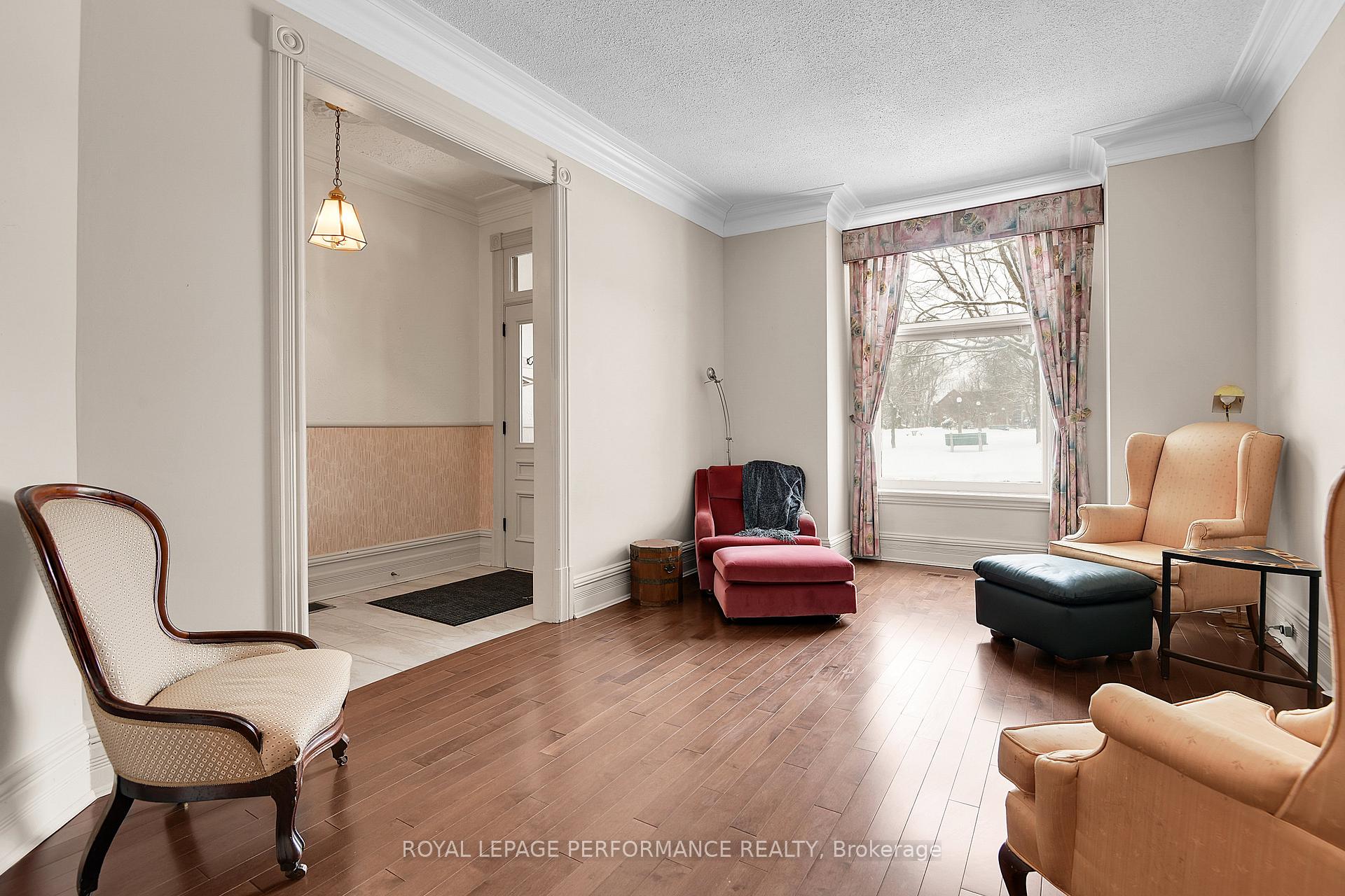 Photo 5 of 337 Lyon Street N, Ottawa, Ottawa Centre — HOMEH