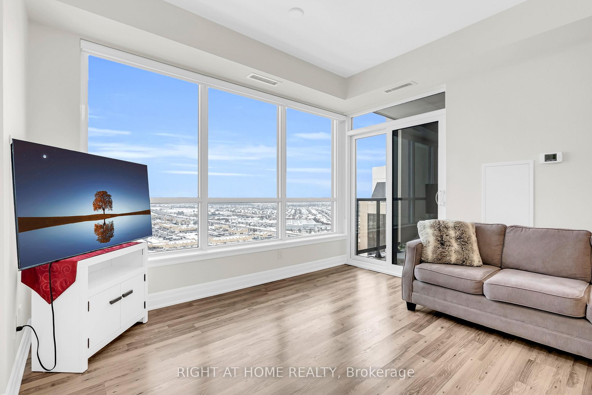 Photo 17 of Unit 2309, 9075 Jane Street, Vaughan, Concord — HOMEH