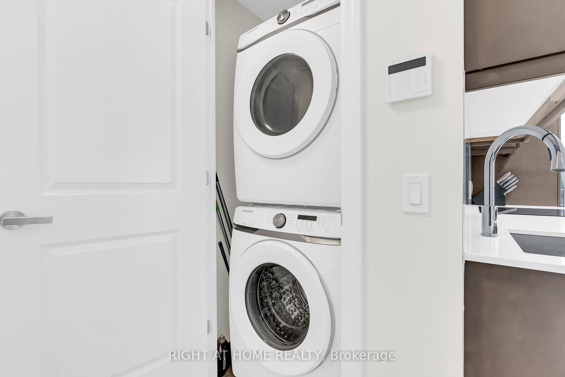 Photo 26 of Unit 2309, 9075 Jane Street, Vaughan, Concord — HOMEH