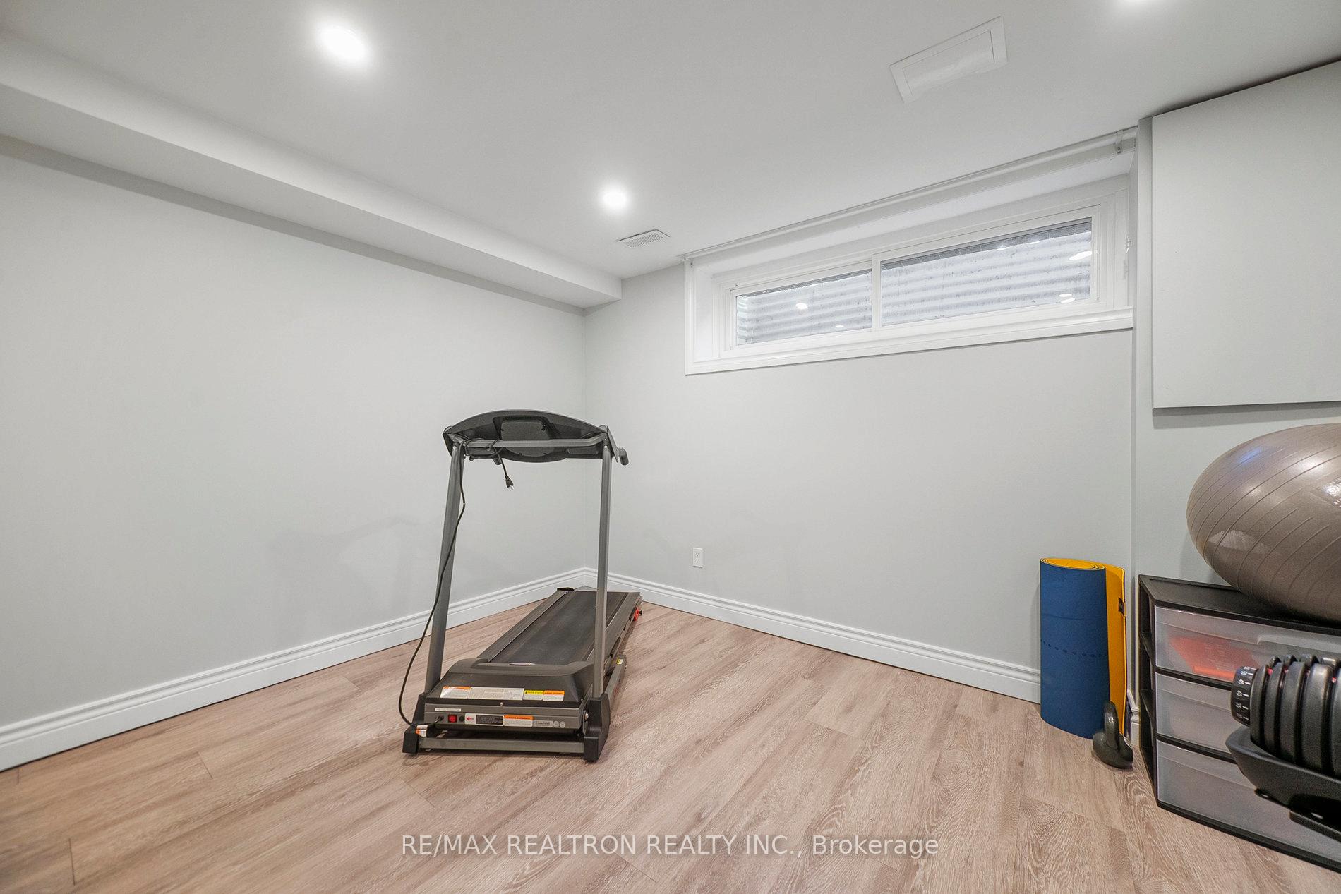Photo 67 of 72 Valley Drive, Hamilton, Stoney Creek — HOMEH