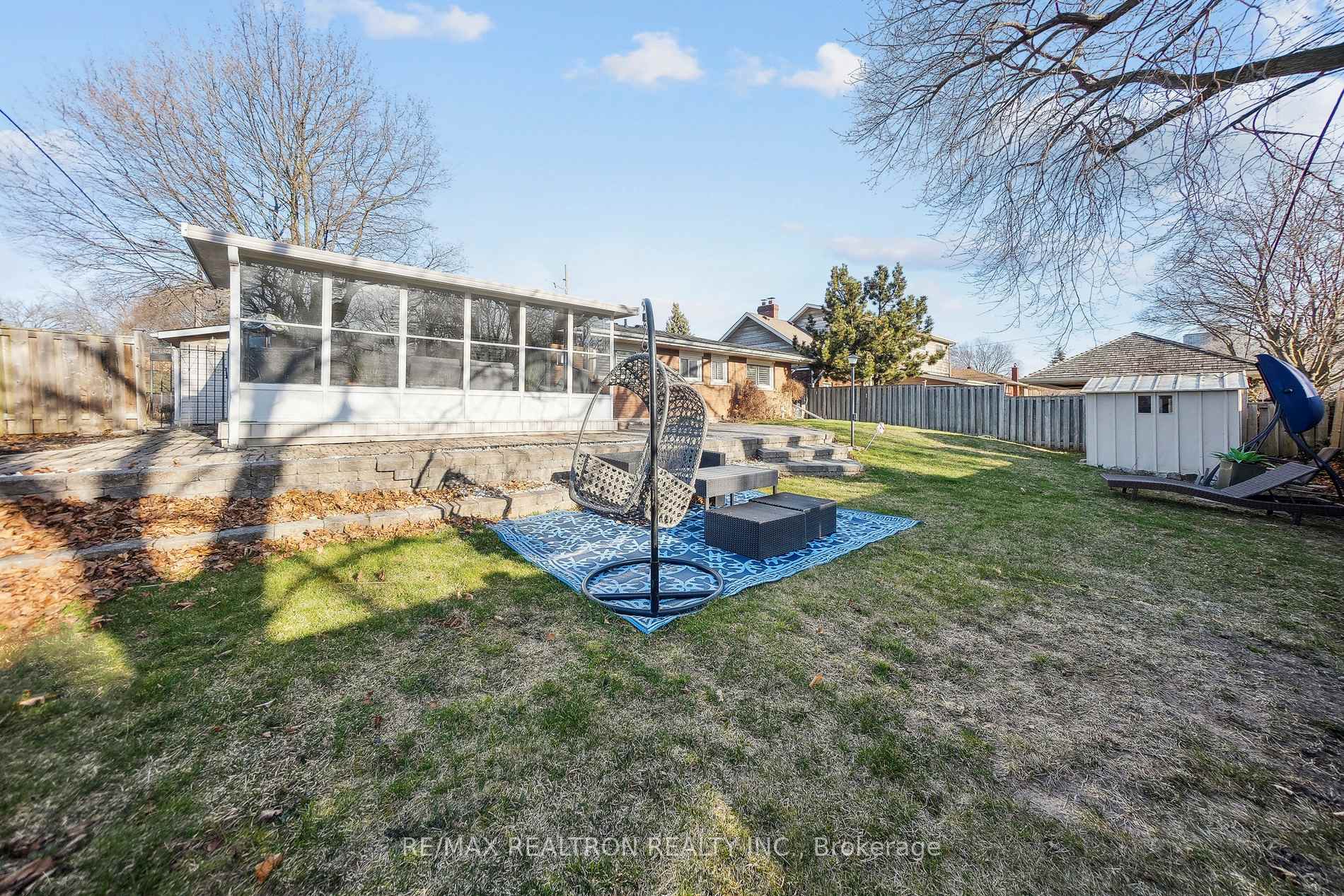 Photo 73 of 72 Valley Drive, Hamilton, Stoney Creek — HOMEH