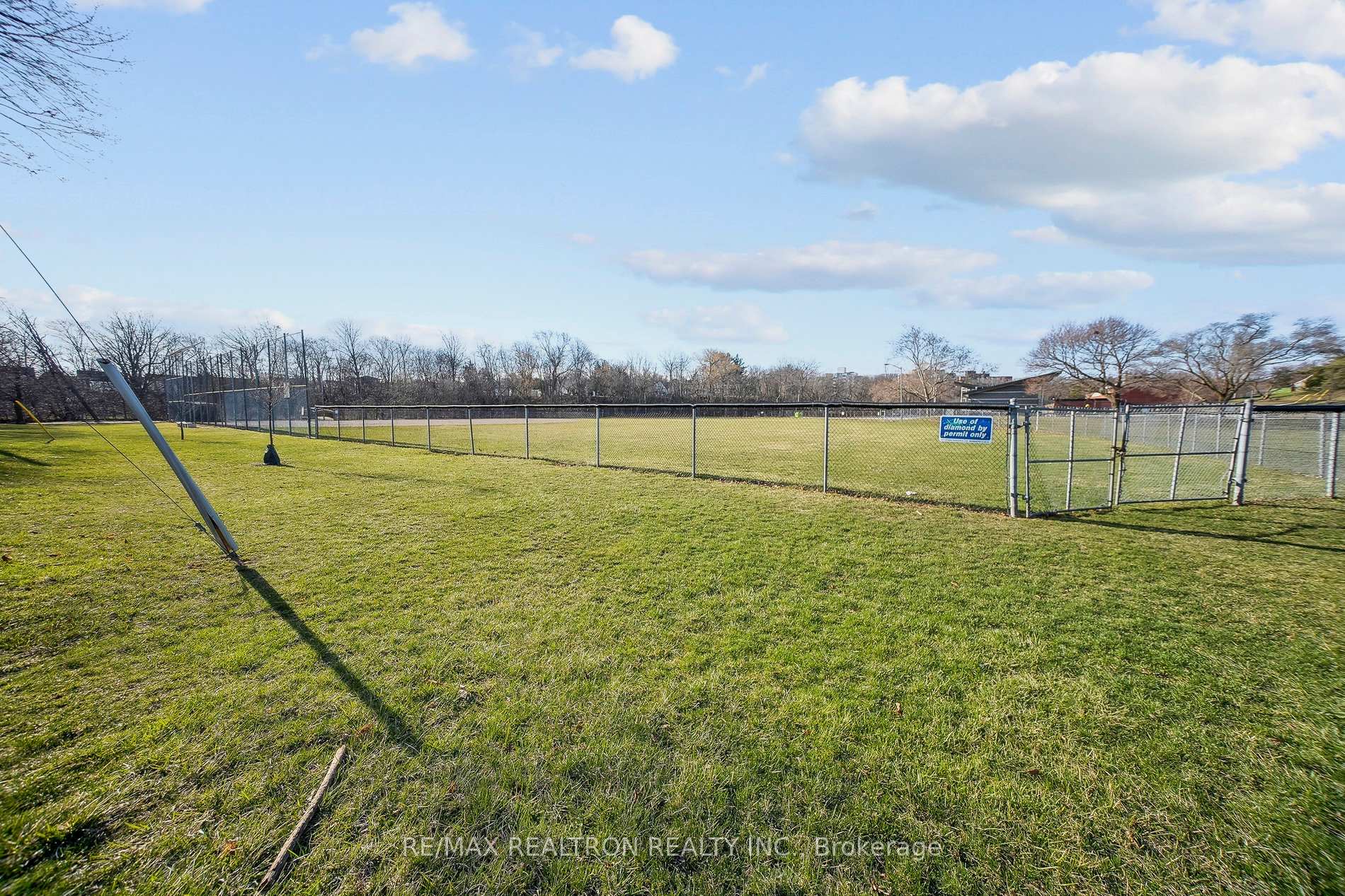 Photo 76 of 72 Valley Drive, Hamilton, Stoney Creek — HOMEH
