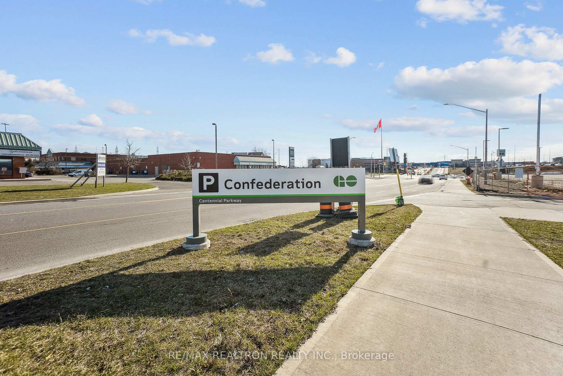 Photo 82 of 72 Valley Drive, Hamilton, Stoney Creek — HOMEH