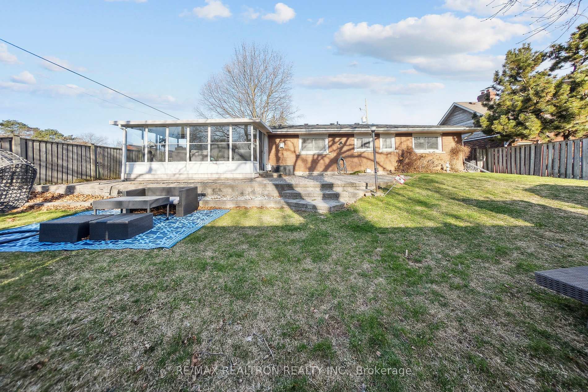 Photo 52 of 72 Valley Drive, Hamilton, Stoney Creek — HOMEH