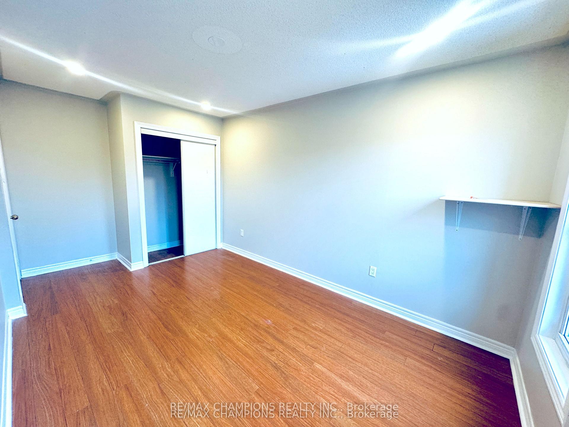 Photo 34 of 29 Tessler Crescent, Brampton, Bram West — HOMEH