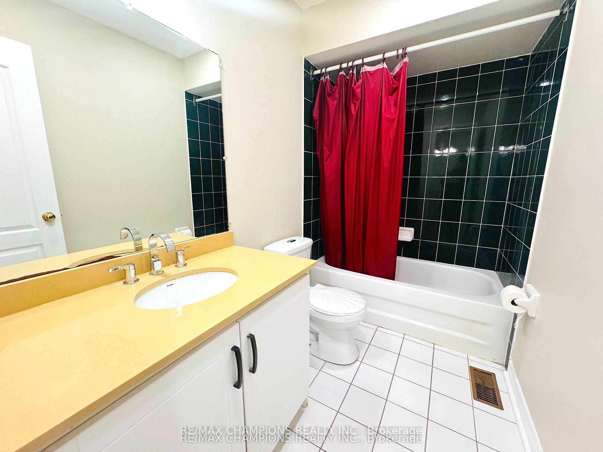 Photo 70 of 29 Tessler Crescent, Brampton, Bram West — HOMEH
