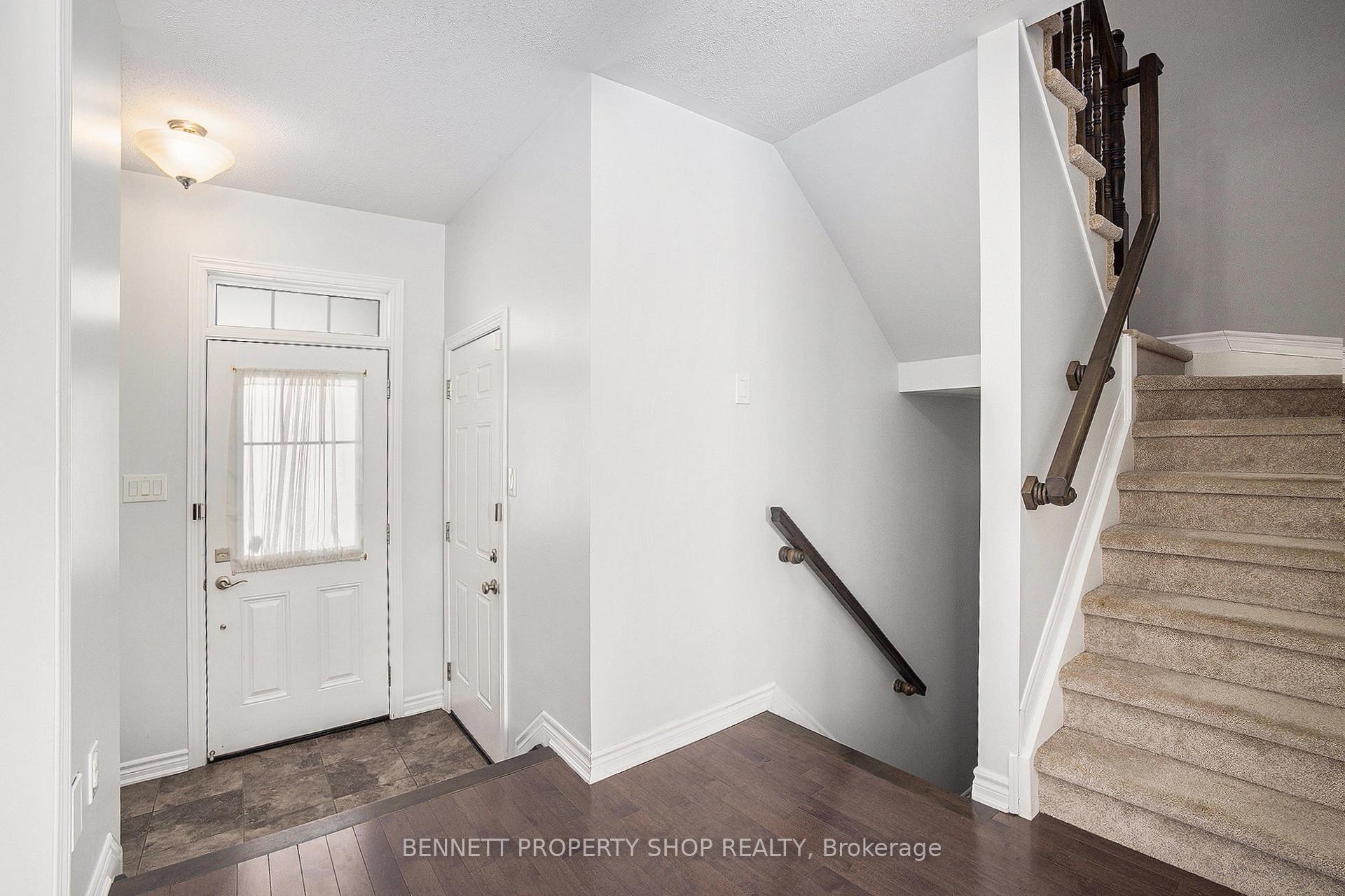 Photo 2 of 646 Bluegill Avenue, Ottawa, Barrhaven - Half Moon Bay — HOMEH