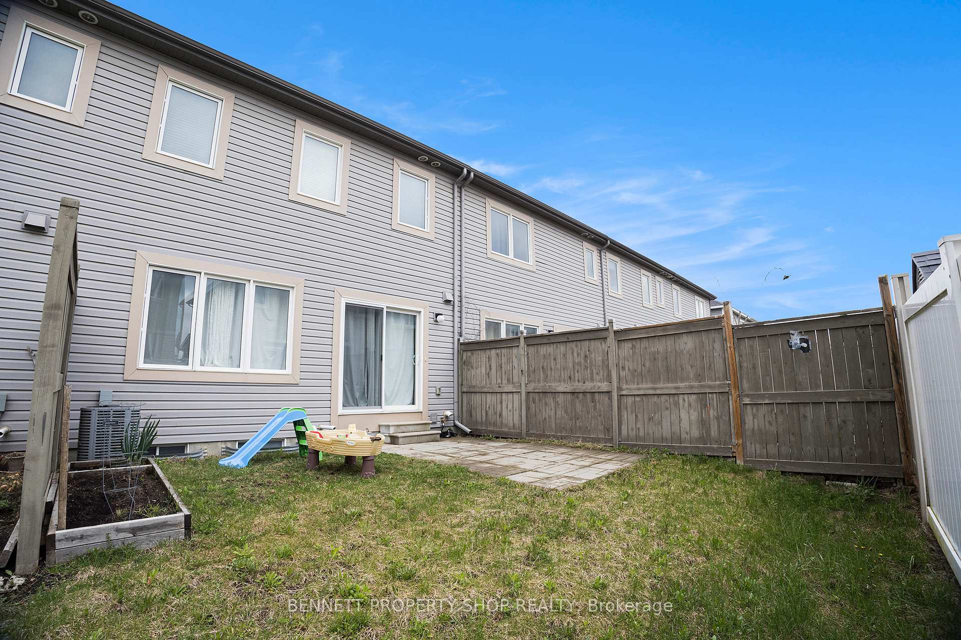 Photo 15 of 646 Bluegill Avenue, Ottawa, Barrhaven - Half Moon Bay — HOMEH