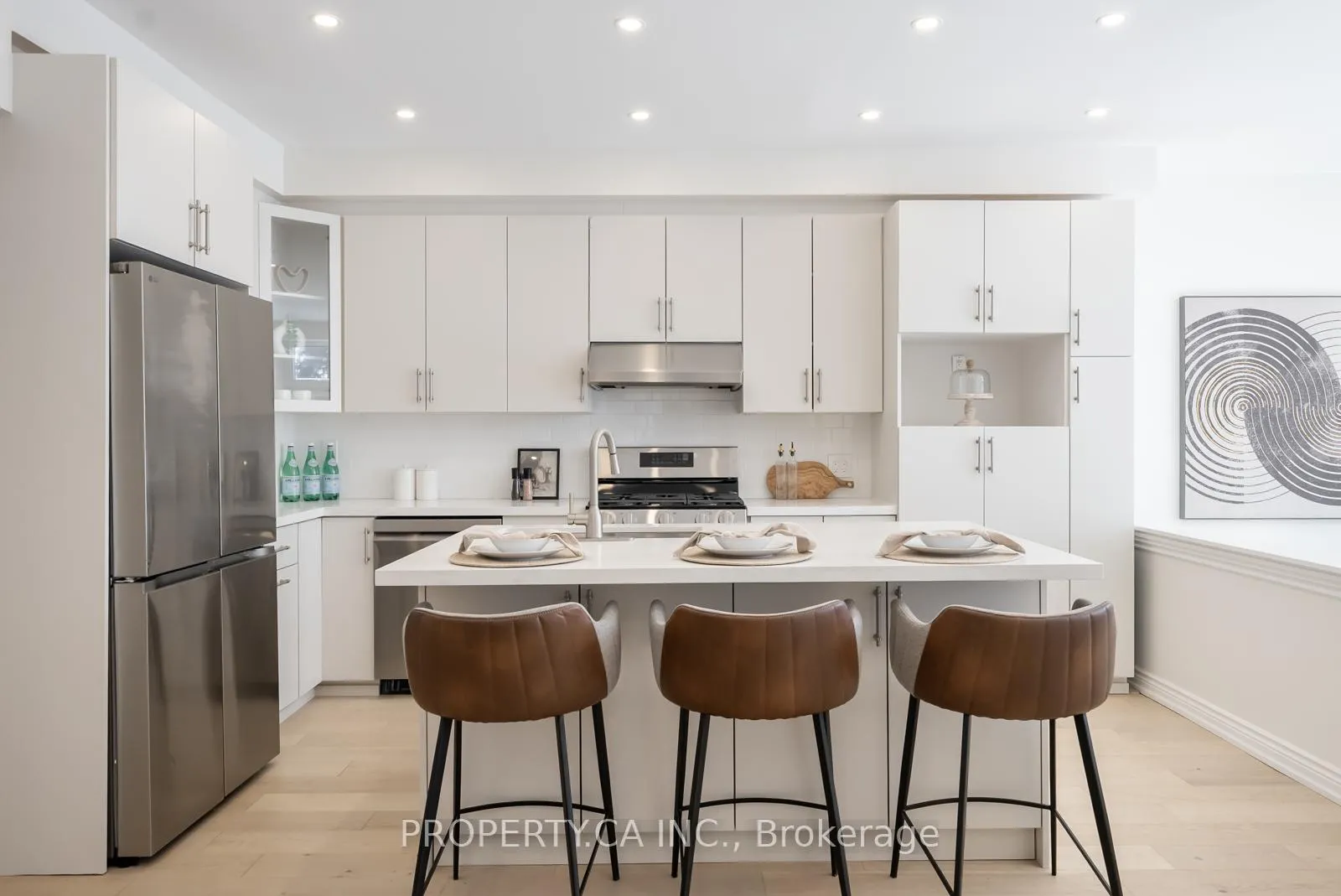 Photo 12 of 247 St Clements Avenue, Toronto, Yonge-Eglinton — HOMEH