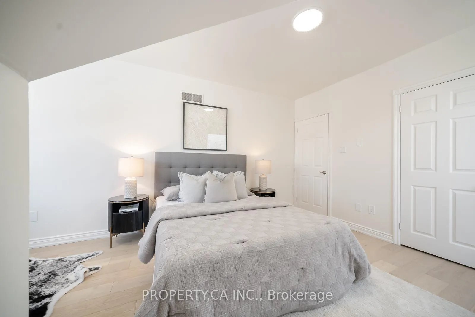Photo 24 of 247 St Clements Avenue, Toronto, Yonge-Eglinton — HOMEH