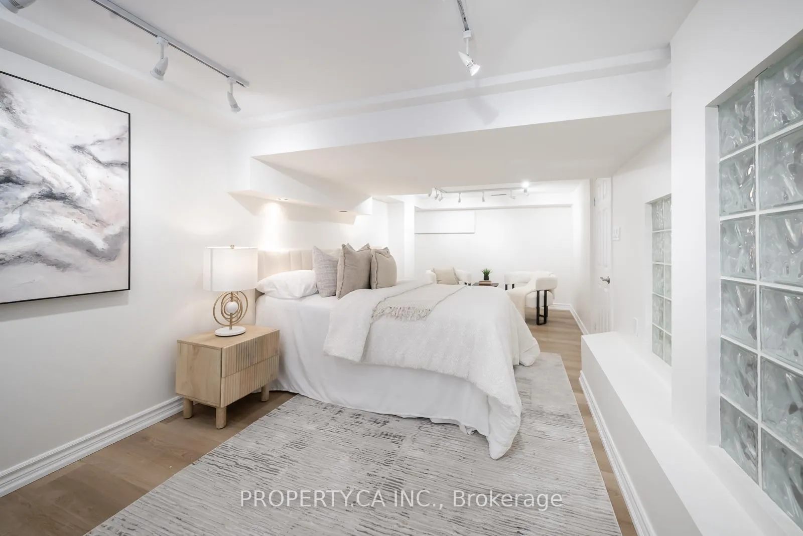 Photo 34 of 247 St Clements Avenue, Toronto, Yonge-Eglinton — HOMEH
