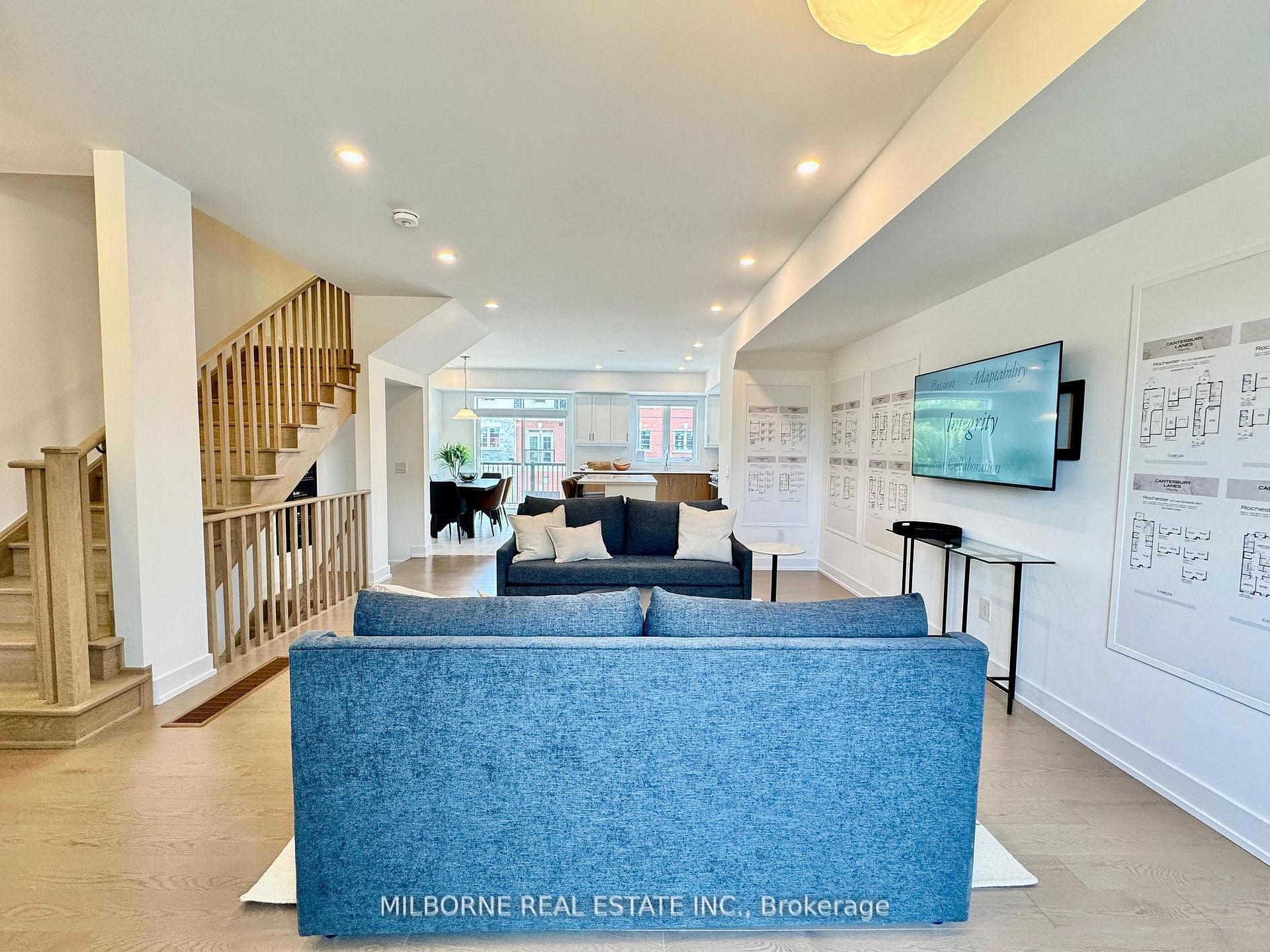 Photo 10 of 54 Fred Beaton Place, King, King City — HOMEH