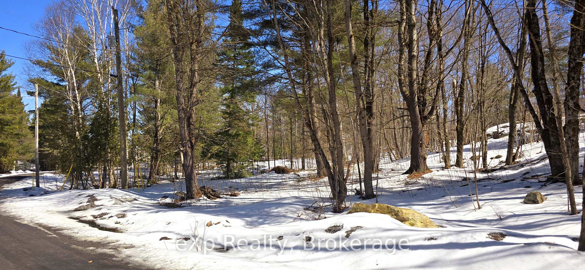 Photo 3 of 9 Lakeview Crescent, McKellar — HOMEH
