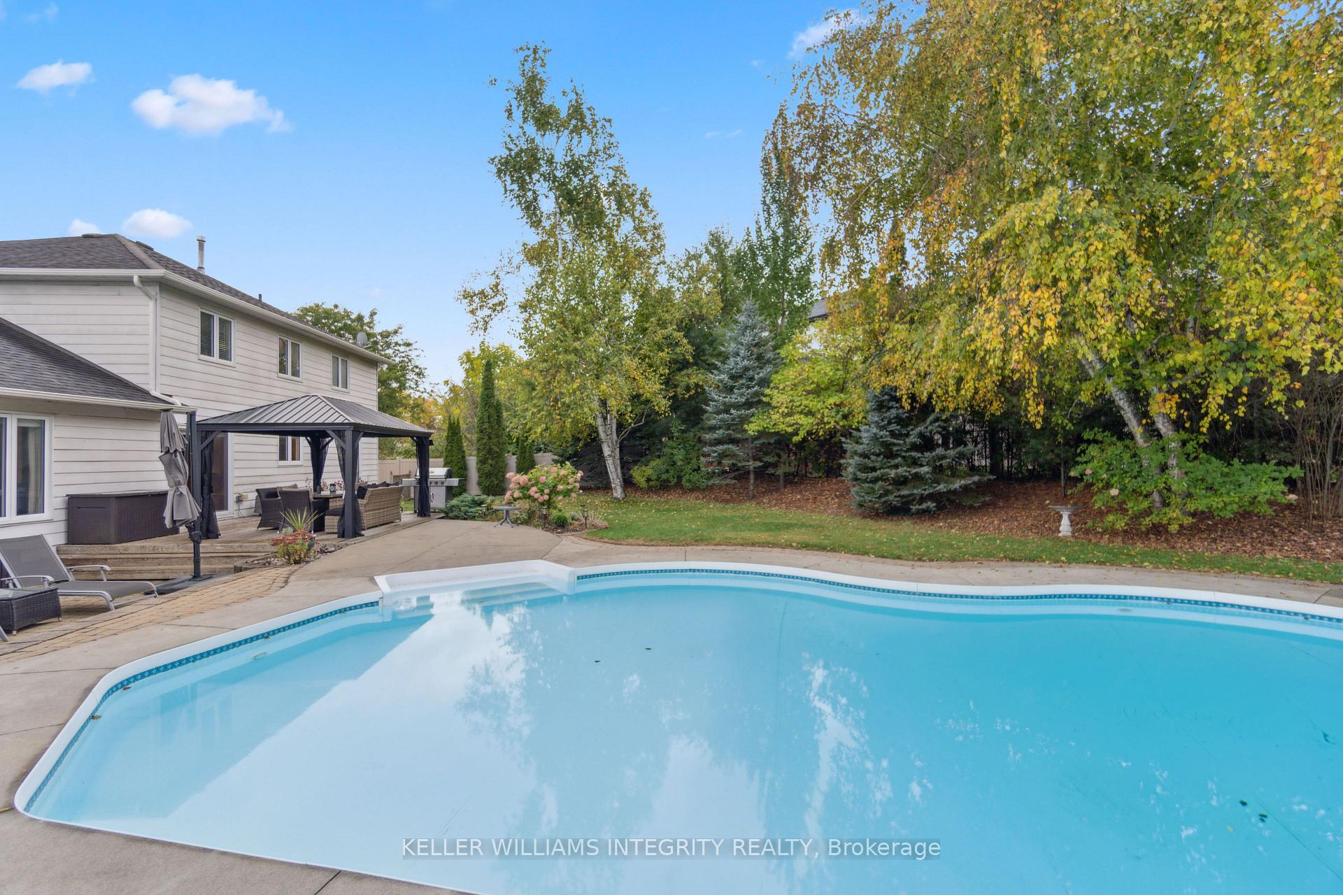 Photo 5 of 8 Spindle Way, Ottawa, Stittsville (South) — HOMEH
