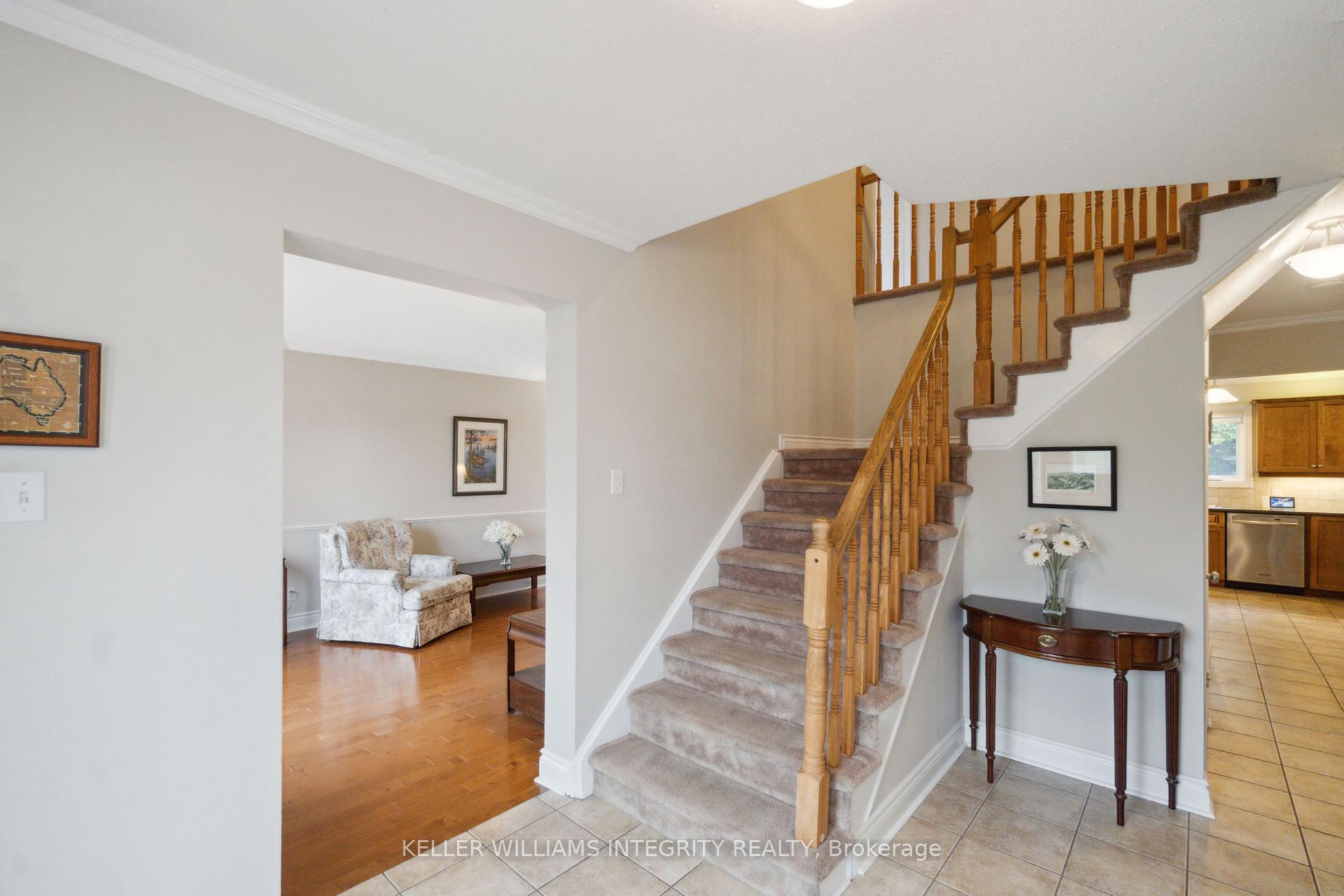 Photo 8 of 8 Spindle Way, Ottawa, Stittsville (South) — HOMEH