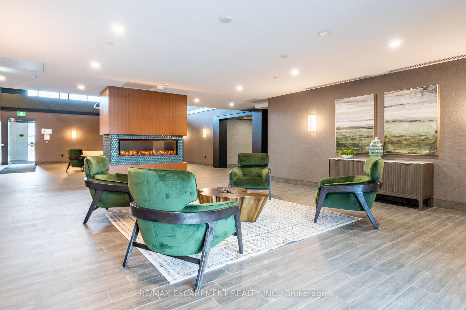 Photo 21 of Unit 421, 450 Dundas Street E, Hamilton, Waterdown — HOMEH