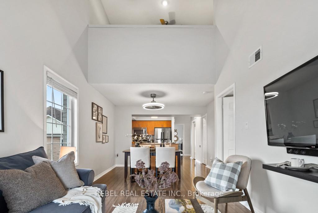 Photo 14 of Unit 3, 110 Petra Way, Whitby, Pringle Creek — HOMEH