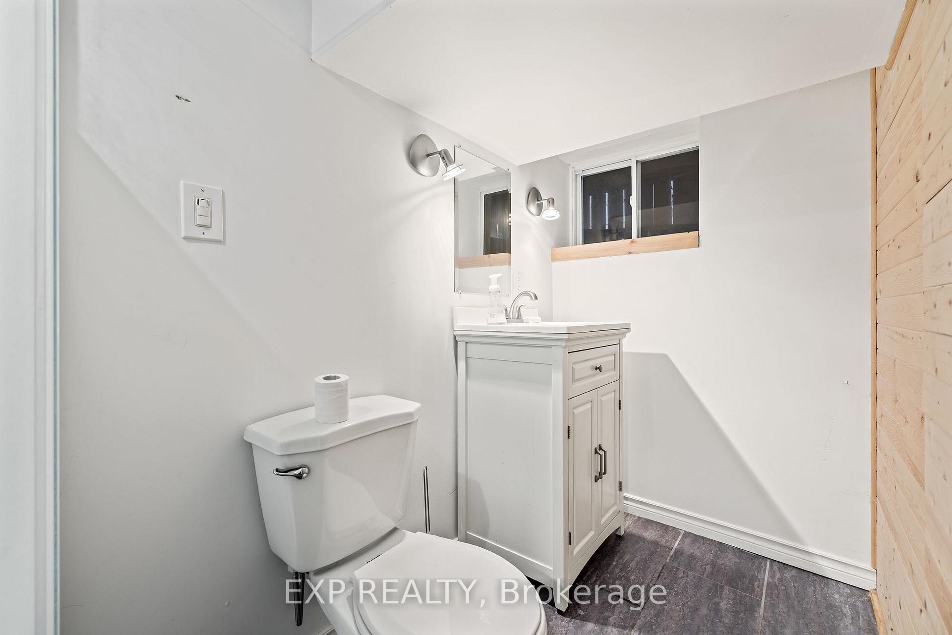 Photo 24 of 237 Victoria Road S, Guelph, St. Patrick's Ward — HOMEH