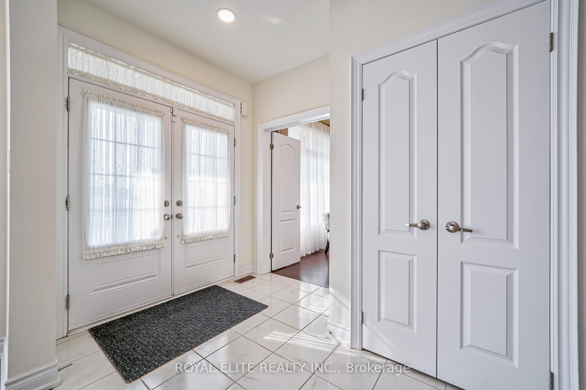 Photo 3 of 331 William Forster Road, Markham, Cornell — HOMEH