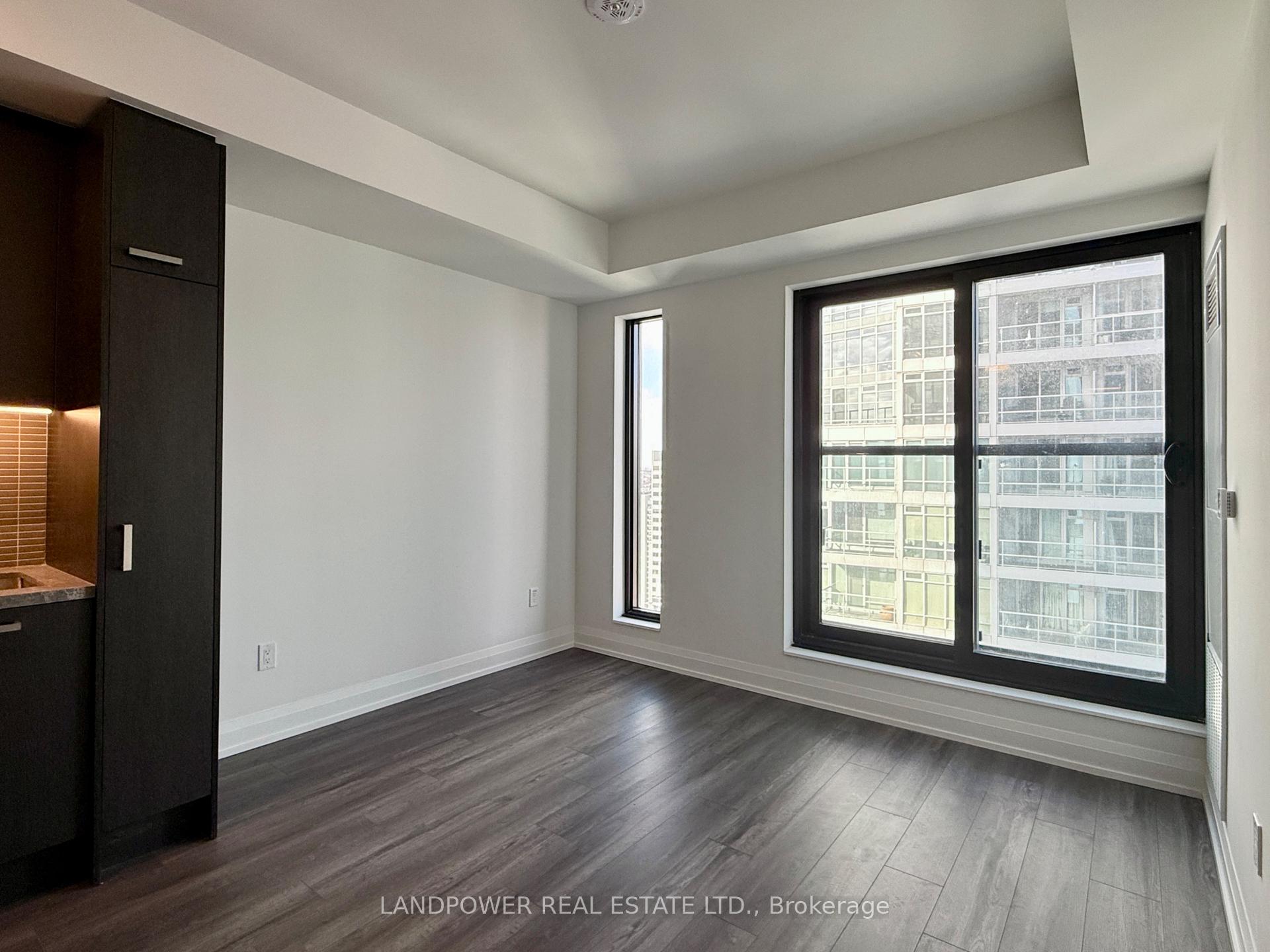 Photo 4 of Unit 2910, 20 Soudan Avenue, Toronto, Mount Pleasant West — HOMEH