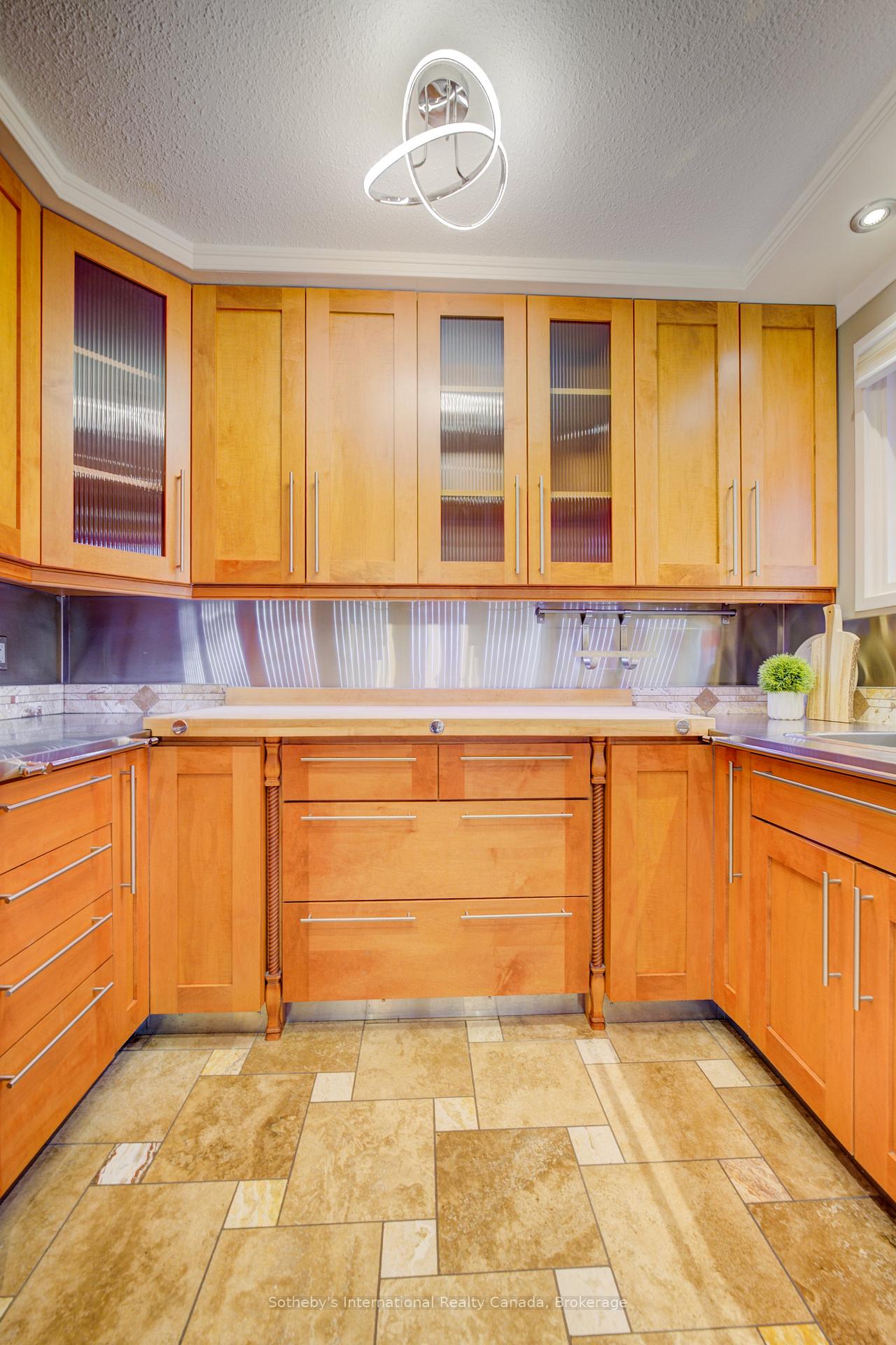 Photo 7 of Unit 52, 49 Cedarwoods Crescent, Kitchener — HOMEH