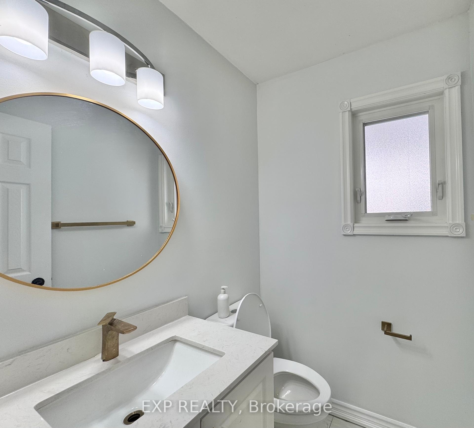 Photo 6 of Unit UPPER LEVEL, 1 Oaklea Boulevard, Brampton, Fletcher's Creek South — HOMEH