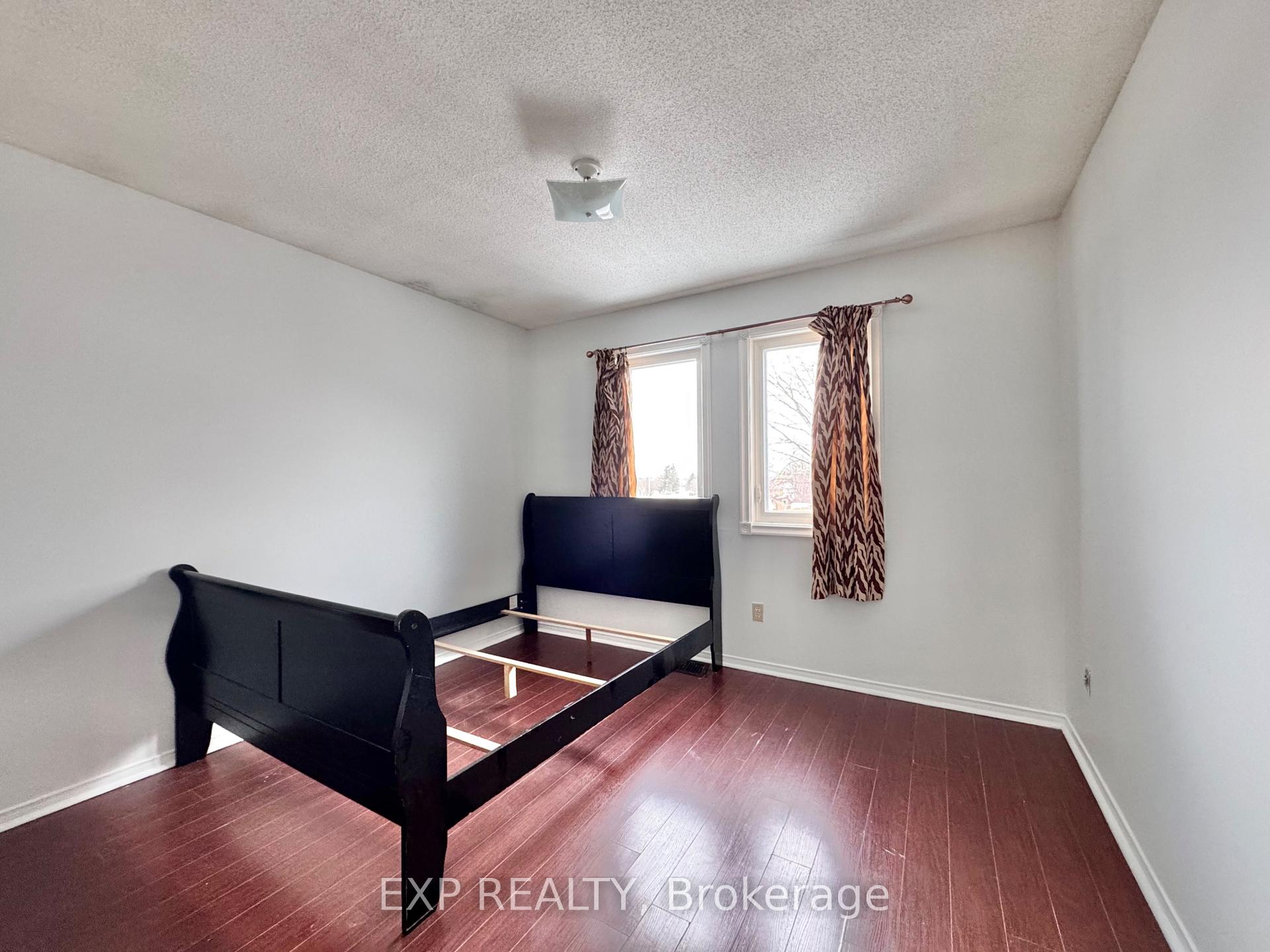 Photo 9 of Unit UPPER LEVEL, 1 Oaklea Boulevard, Brampton, Fletcher's Creek South — HOMEH