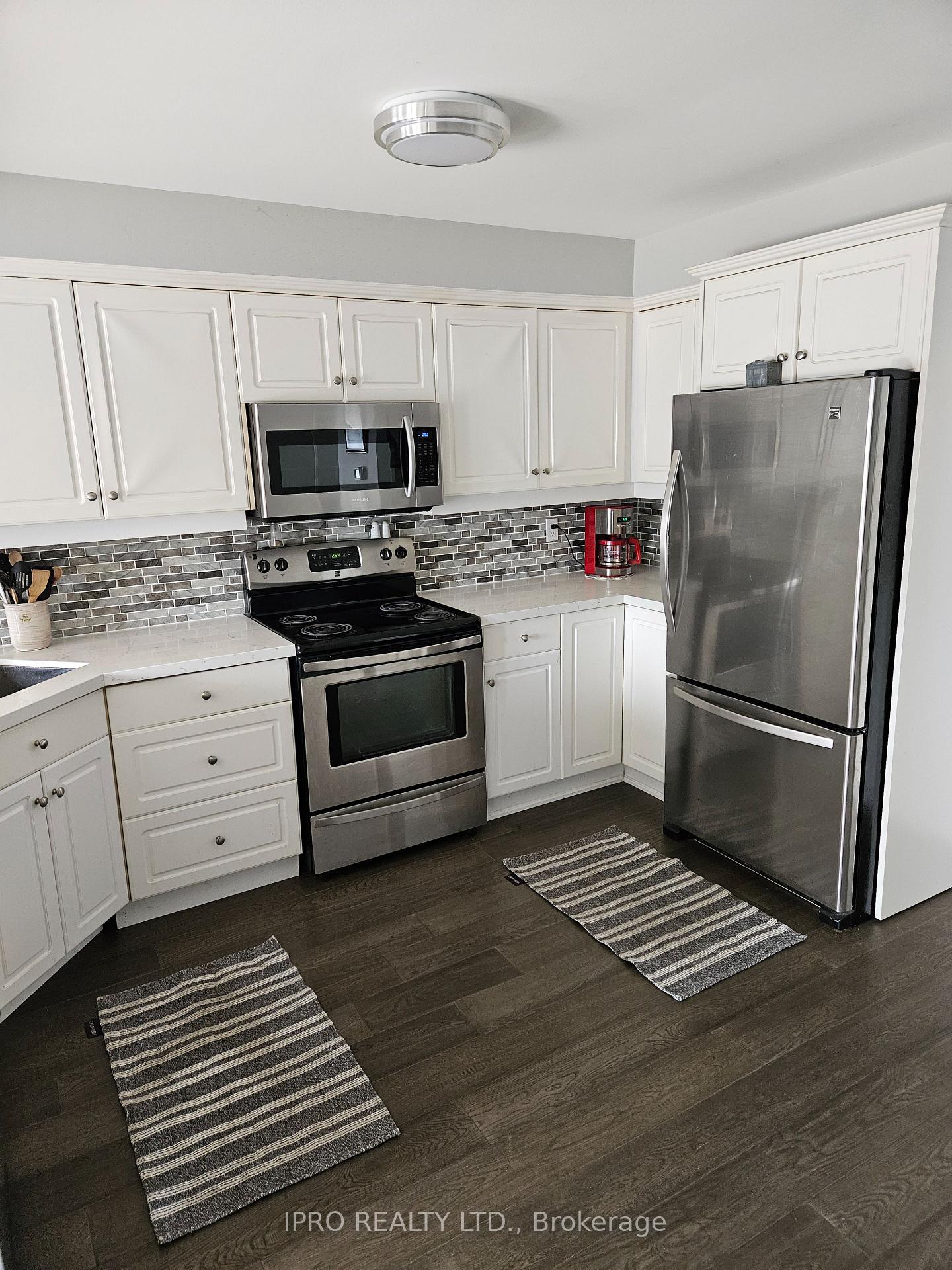 Photo 10 of 16 Topham Road, Toronto, O'Connor-Parkview — HOMEH