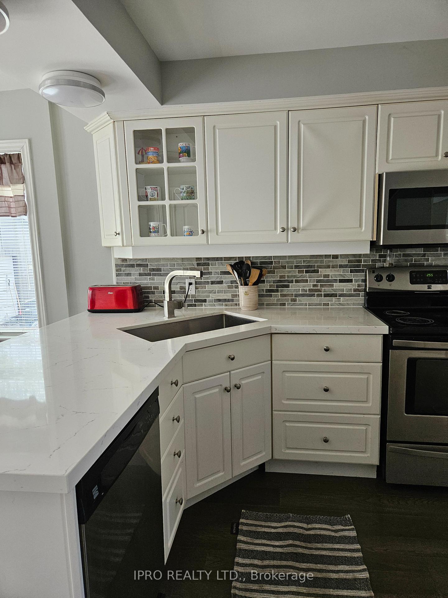 Photo 11 of 16 Topham Road, Toronto, O'Connor-Parkview — HOMEH